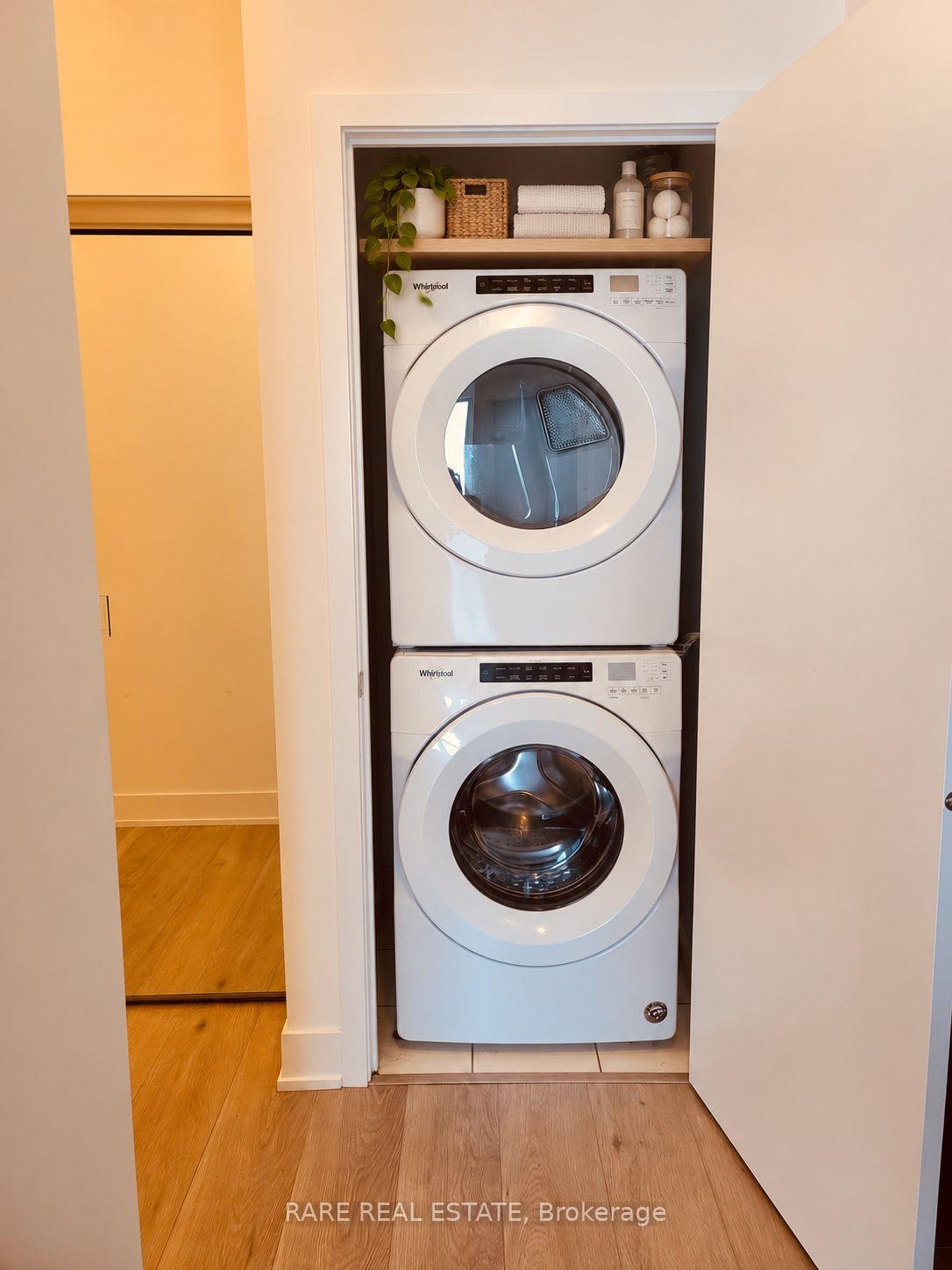 Photo 7 of Unit Lph06A, 30 Shore Breeze Drive, Etobicoke, Mimico — HOMEH