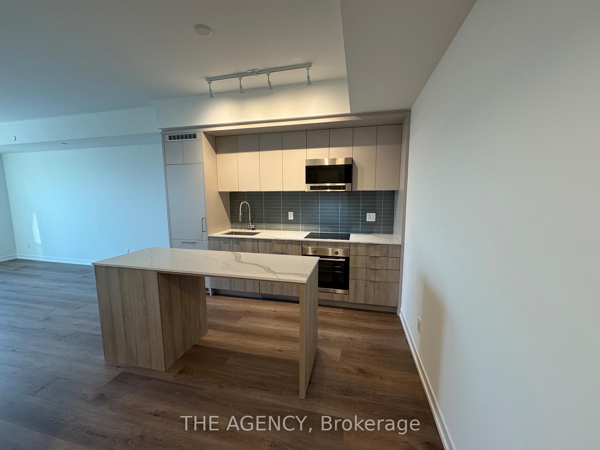 Photo of Unit 606, 863 St Clair Avenue W