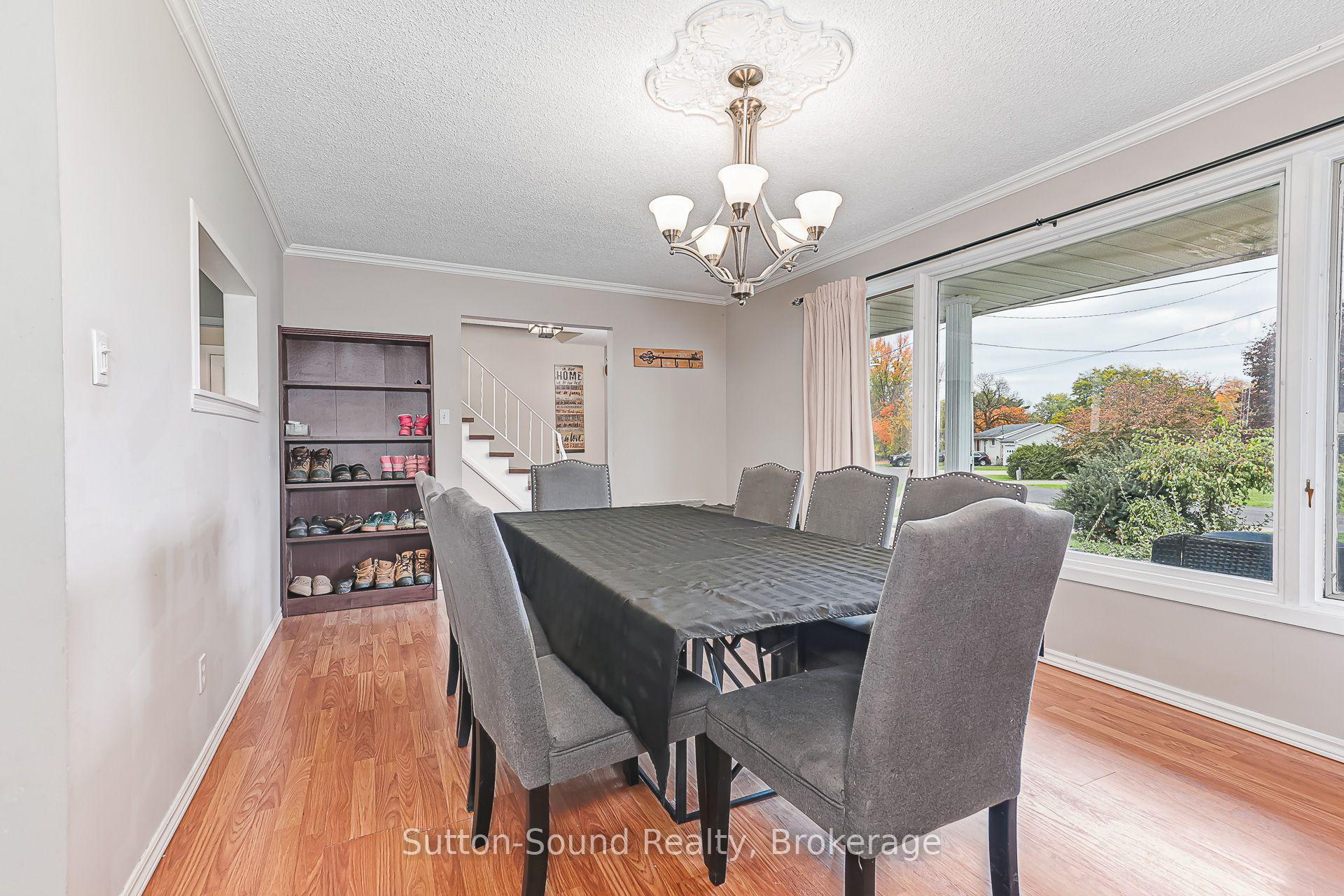 Photo 9 of 48 Union Street, Meaford — HOMEH