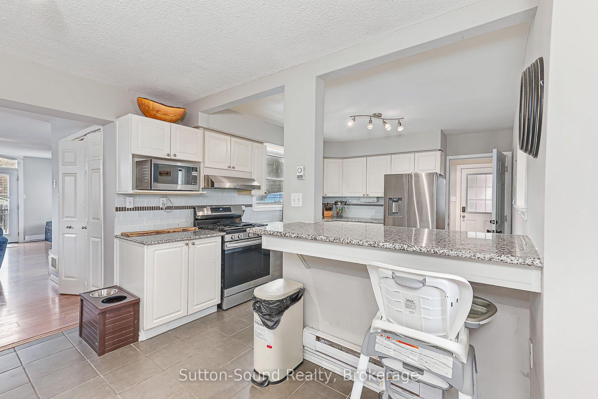 Photo 12 of 48 Union Street, Meaford — HOMEH