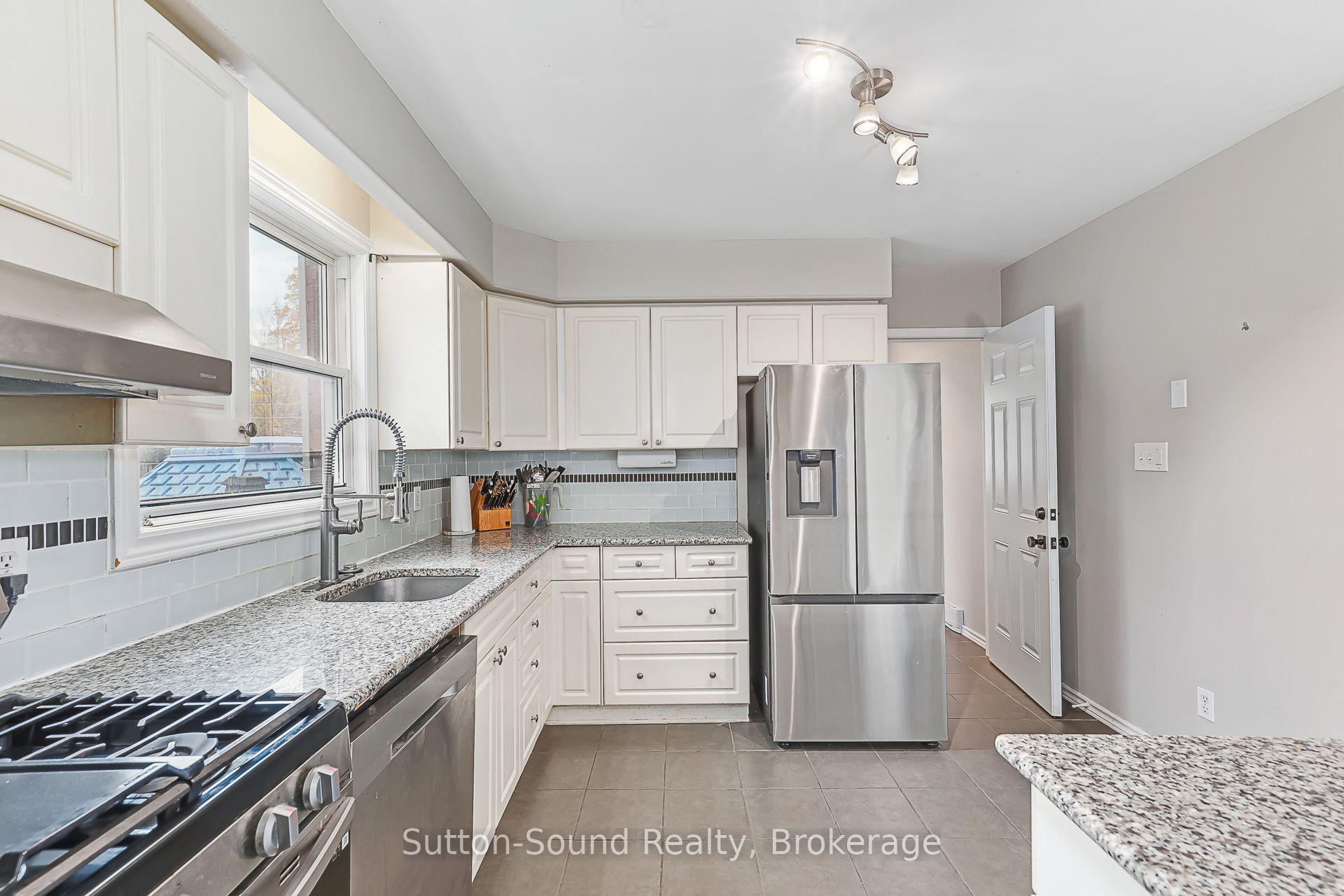 Photo 13 of 48 Union Street, Meaford — HOMEH