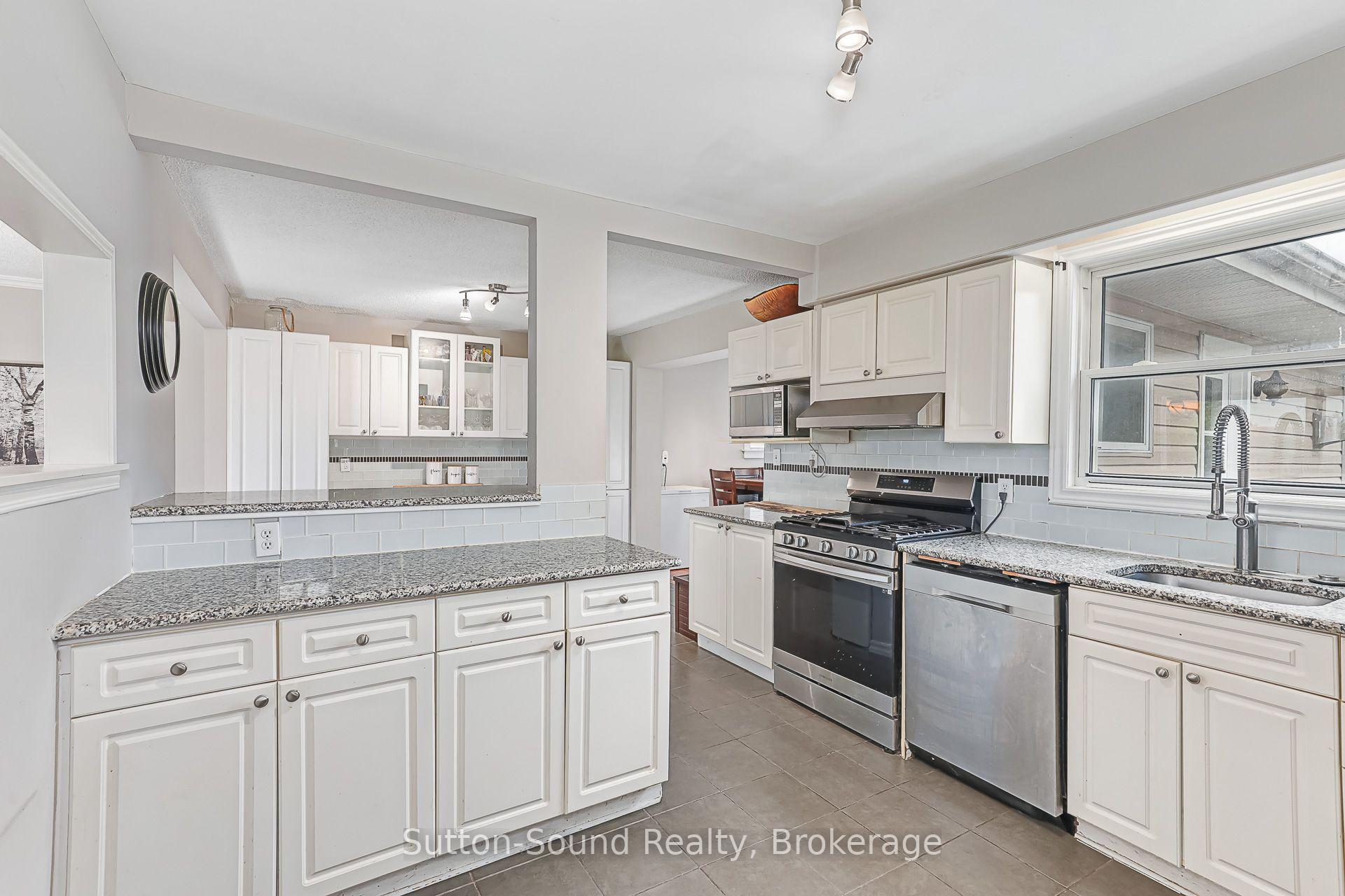 Photo 14 of 48 Union Street, Meaford — HOMEH