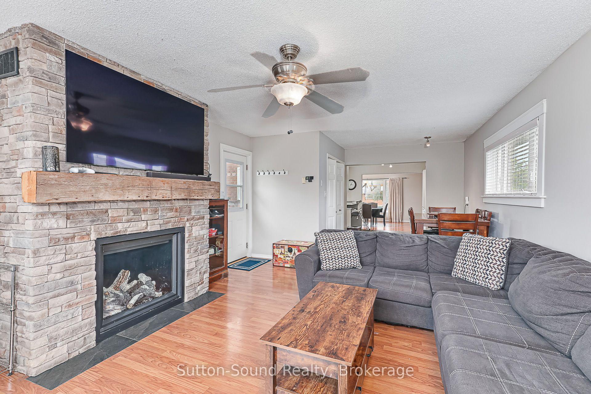 Photo 20 of 48 Union Street, Meaford — HOMEH