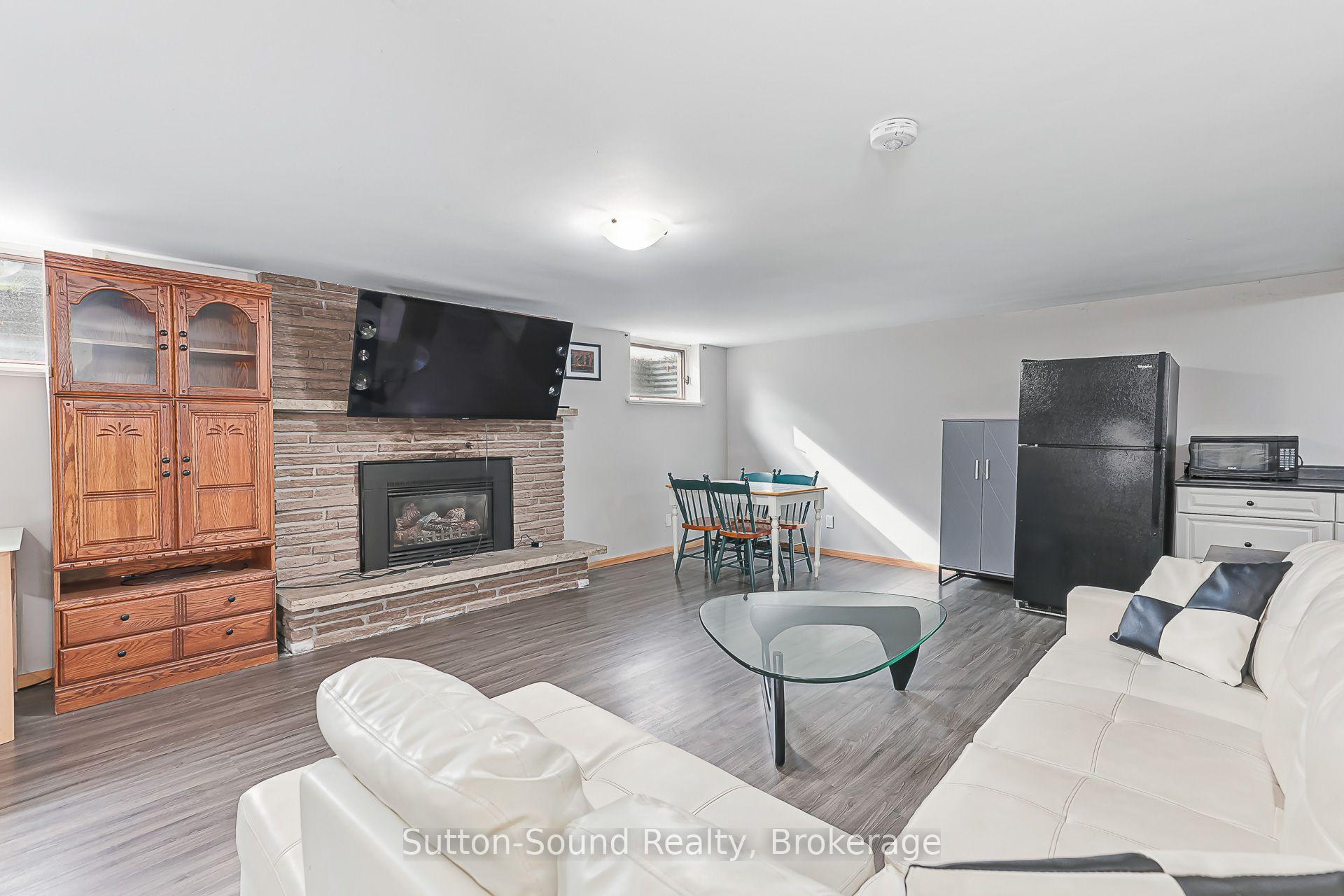 Photo 32 of 48 Union Street, Meaford — HOMEH