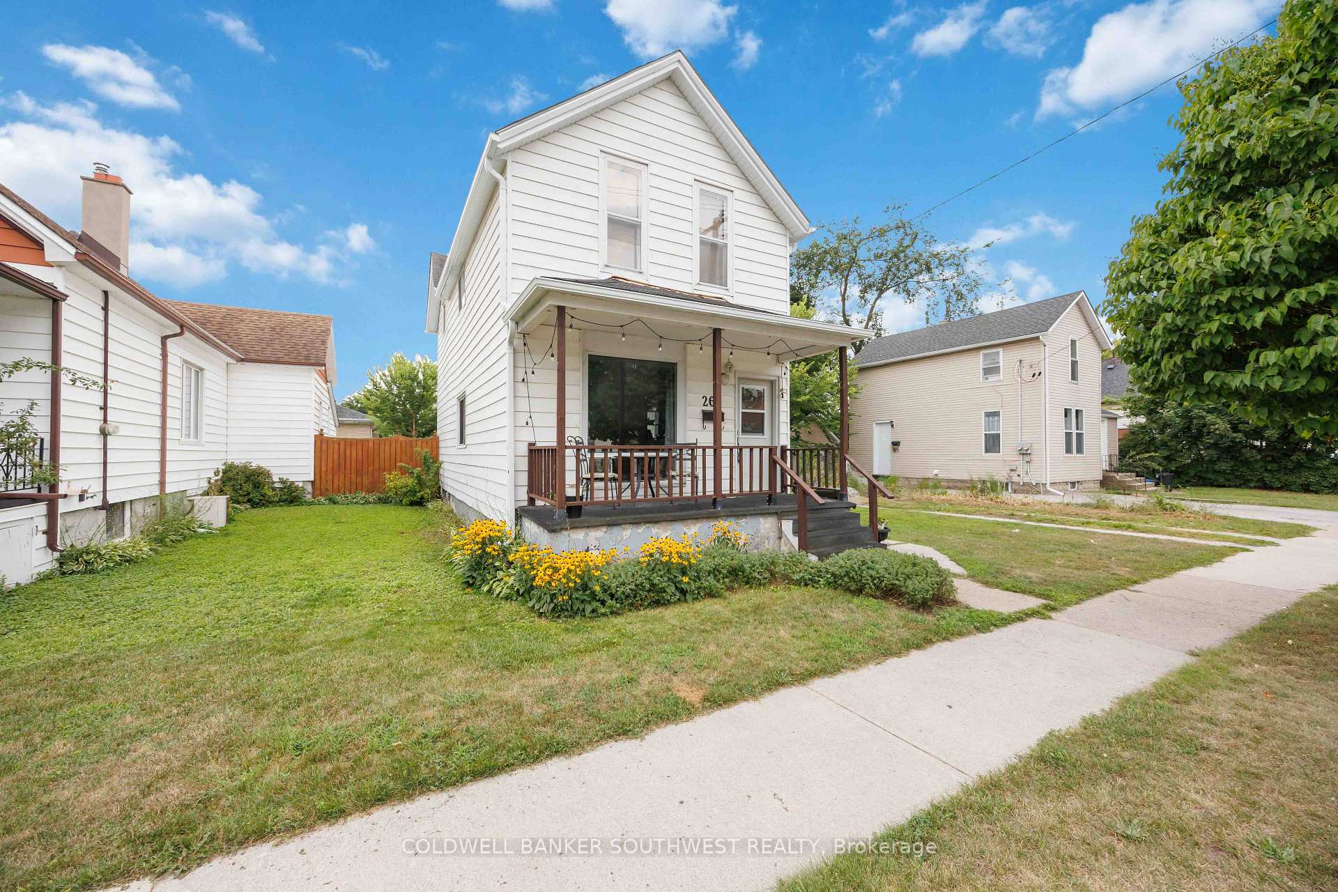Photo 4 of 265 Maxwell Street, Sarnia — HOMEH