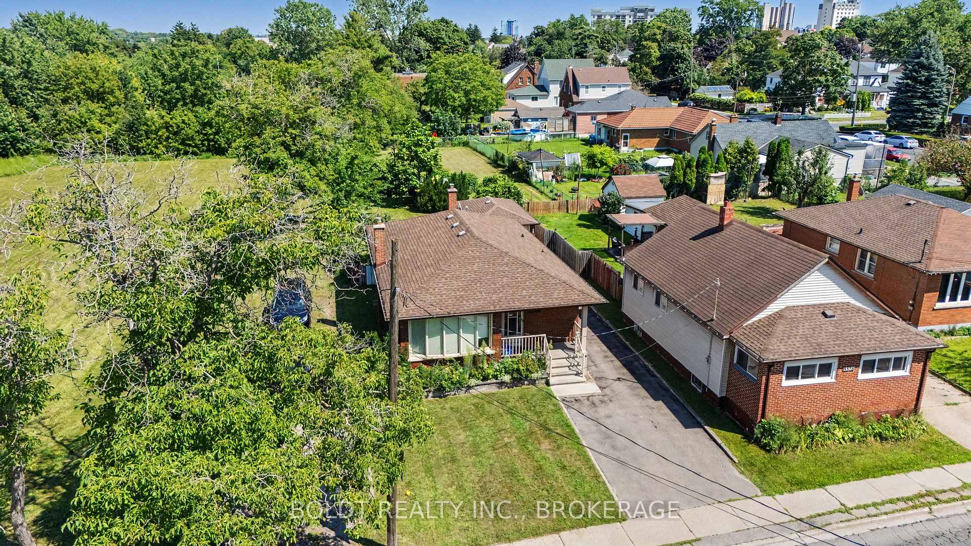 Photo 24 of 5568 Drummond Road, Niagara Falls, Hospital — HOMEH