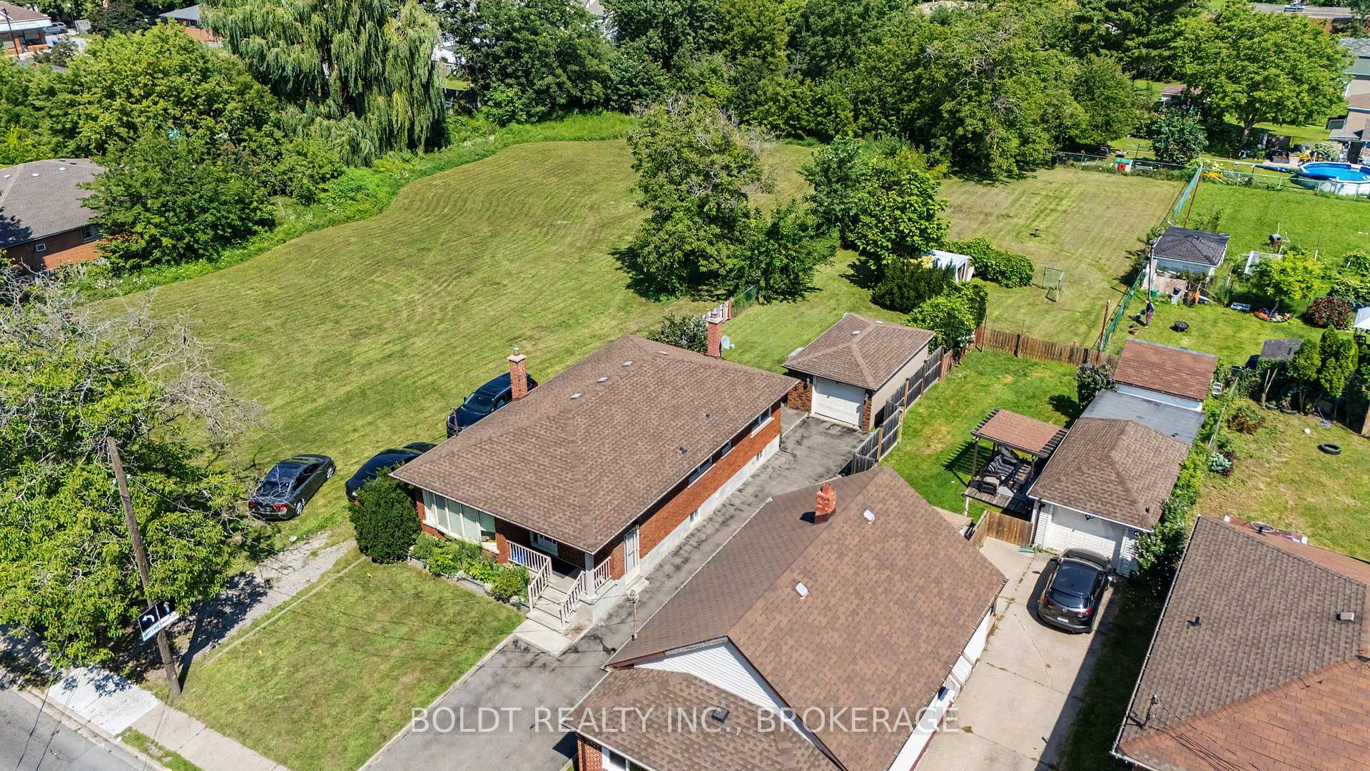 Photo 25 of 5568 Drummond Road, Niagara Falls, Hospital — HOMEH