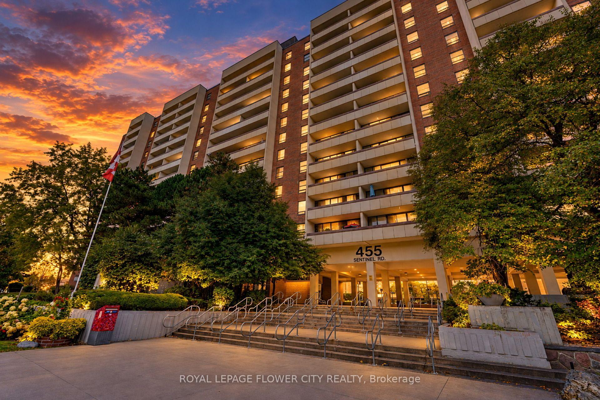 Photo 2 of Unit 413, 455 Sentinel Road, North York, York University Heights — HOMEH