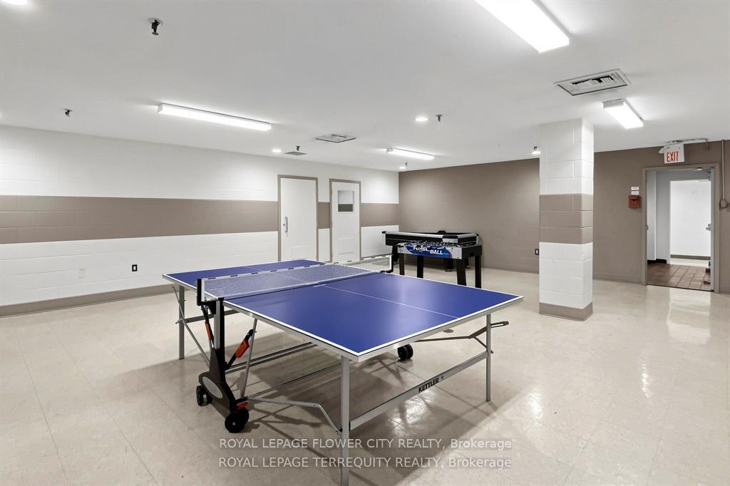 Photo 12 of Unit 413, 455 Sentinel Road, North York, York University Heights — HOMEH