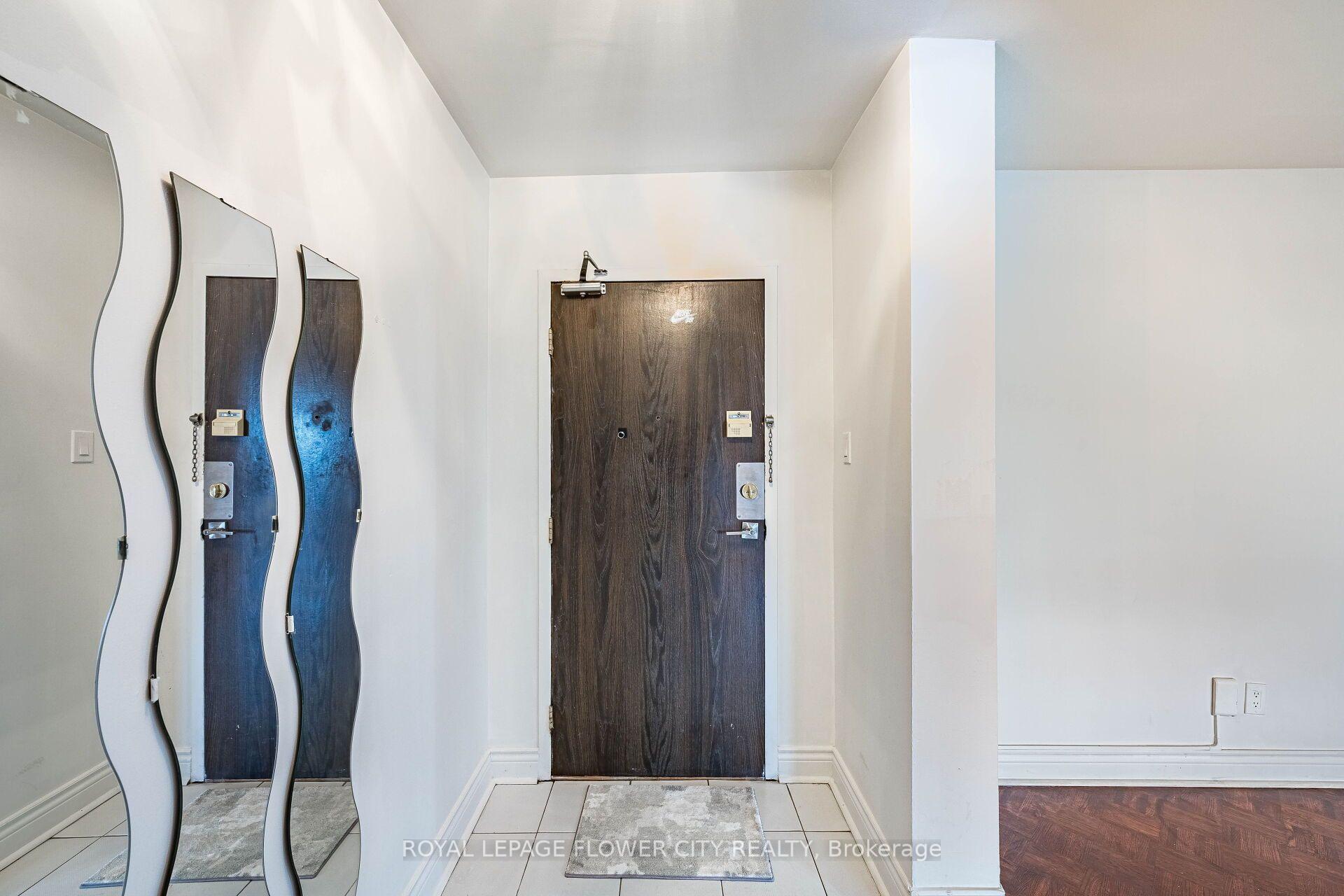 Photo 19 of Unit 413, 455 Sentinel Road, North York, York University Heights — HOMEH