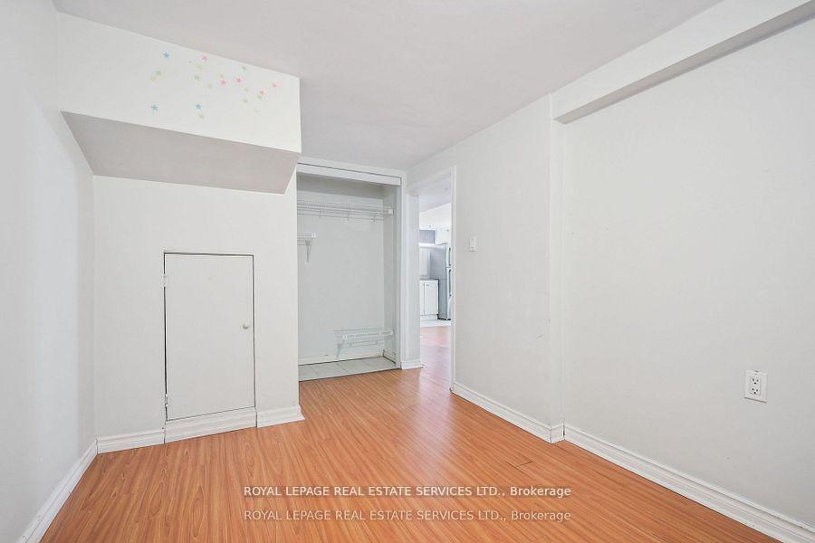 Photo 25 of 256 Zelda Crescent, Richmond Hill, Crosby — HOMEH