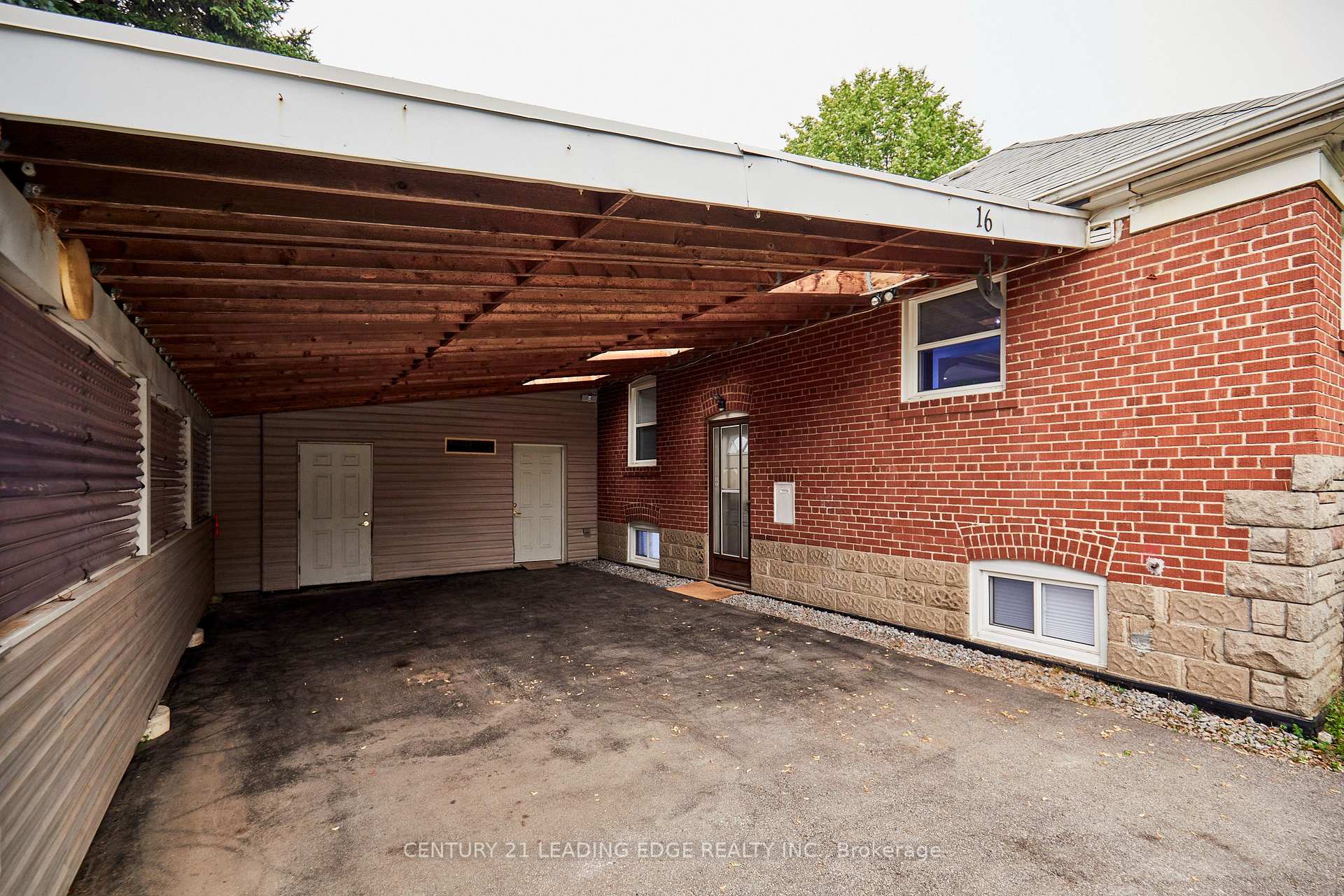 Photo 3 of 16 McCowan Road, Scarborough, Cliffcrest — HOMEH