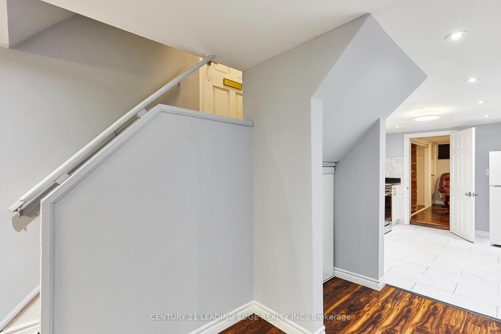 Photo 27 of 16 McCowan Road, Scarborough, Cliffcrest — HOMEH