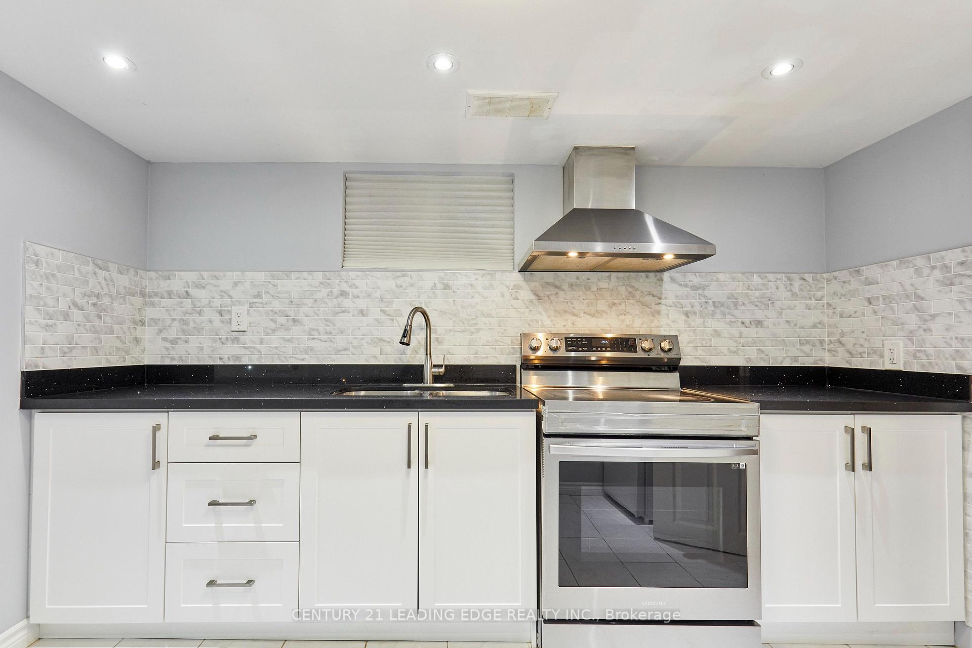 Photo 29 of 16 McCowan Road, Scarborough, Cliffcrest — HOMEH