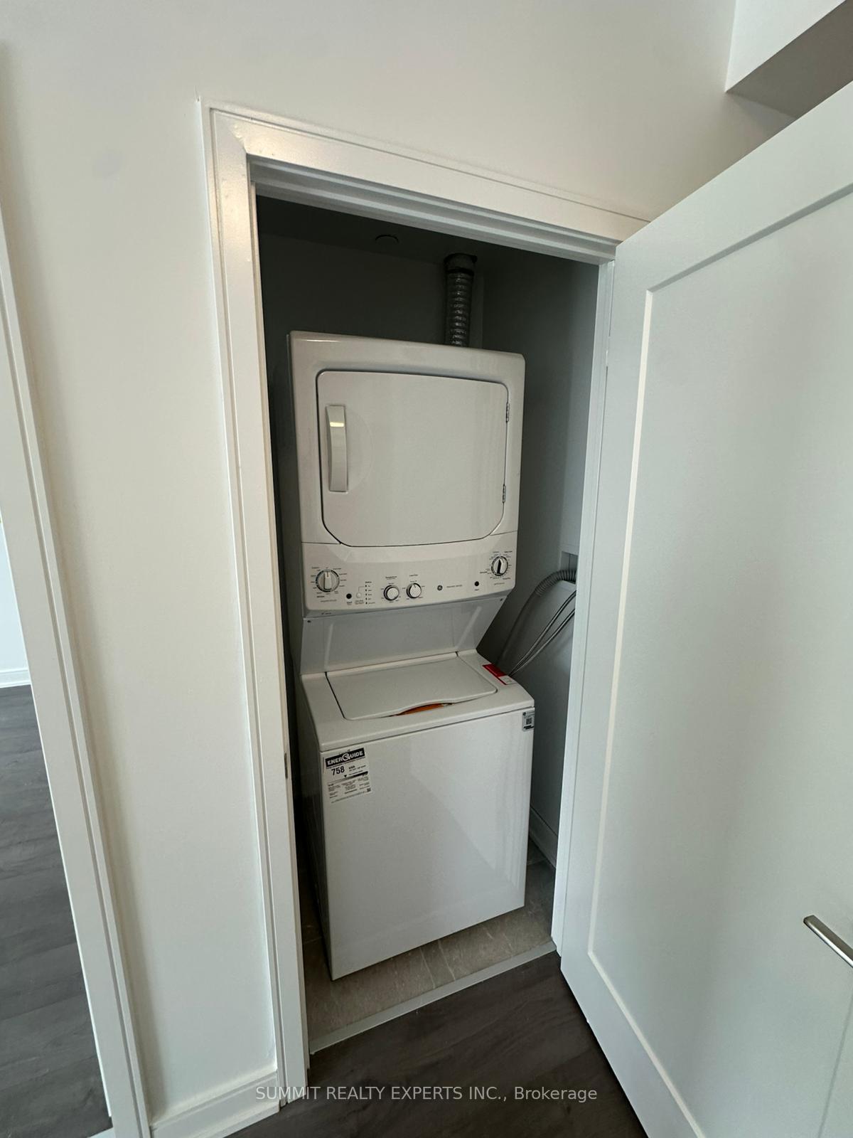 Photo 9 of Unit 1002, 715 Davis Drive, Newmarket, Huron Heights-Leslie Valley — HOMEH