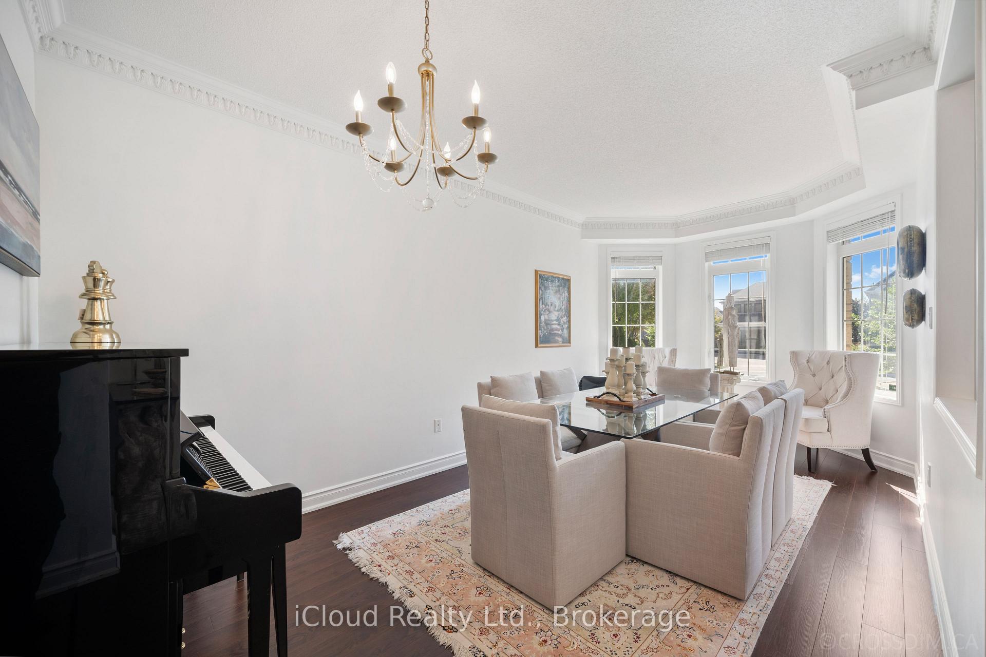 Photo 10 of 60 Tuscana Boulevard, Vaughan, Patterson — HOMEH