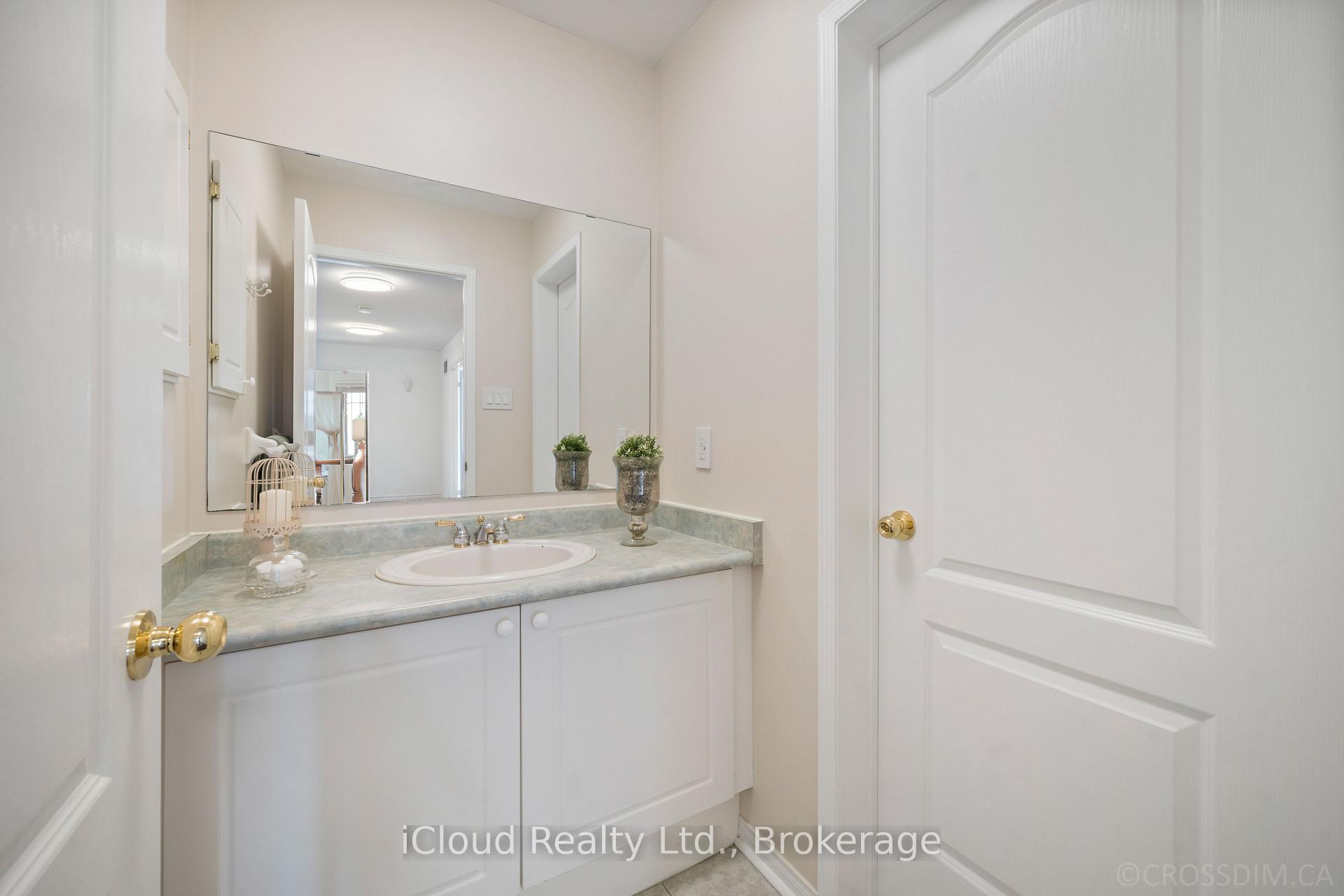 Photo 30 of 60 Tuscana Boulevard, Vaughan, Patterson — HOMEH