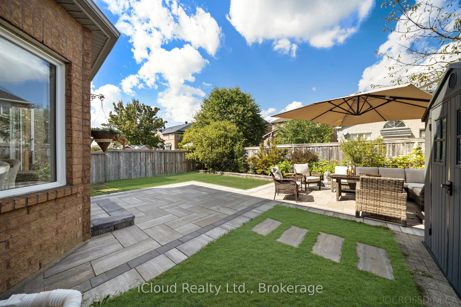 Photo 41 of 60 Tuscana Boulevard, Vaughan, Patterson — HOMEH