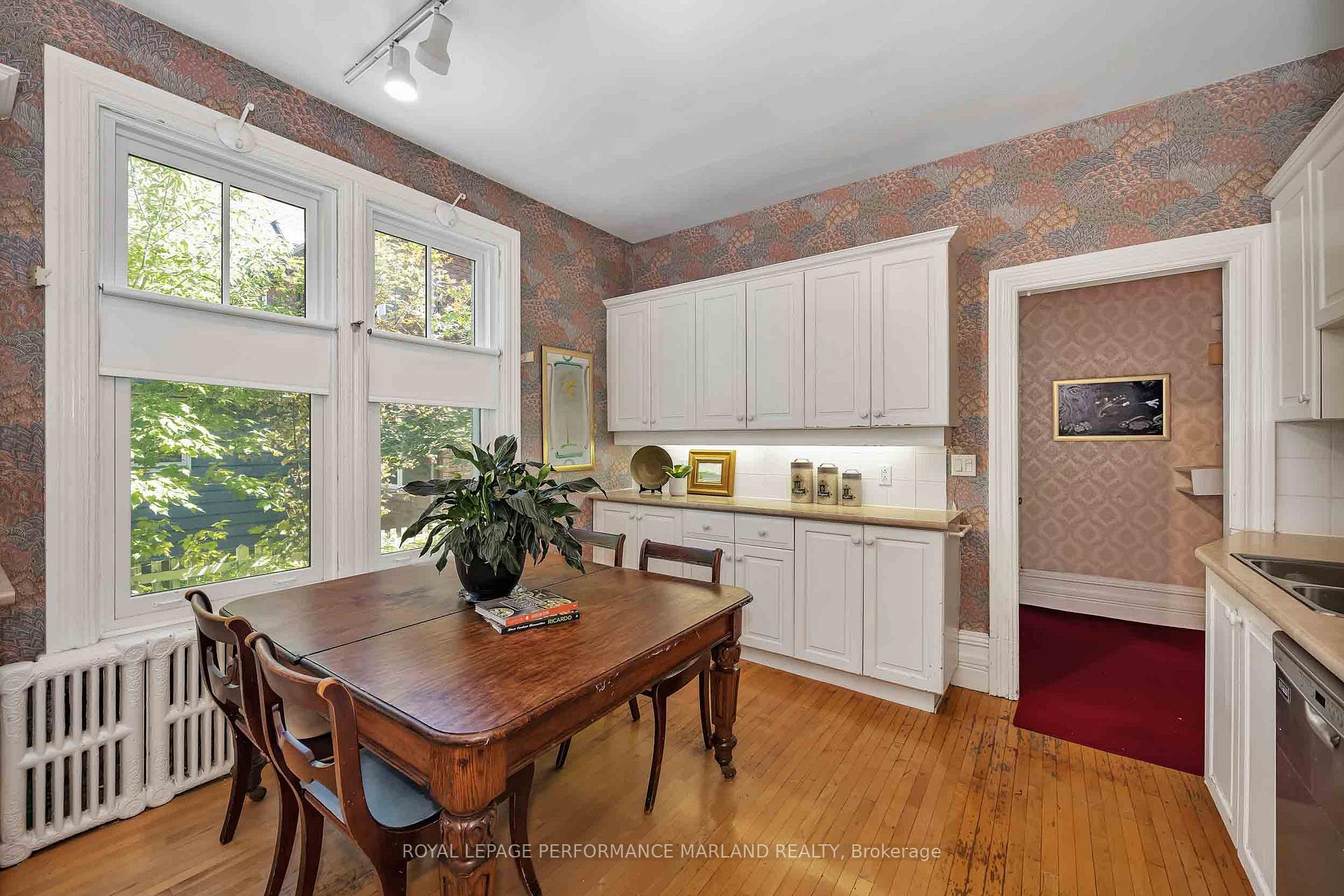 Photo 15 of 35 Wilton Crescent, Ottawa, Glebe — HOMEH