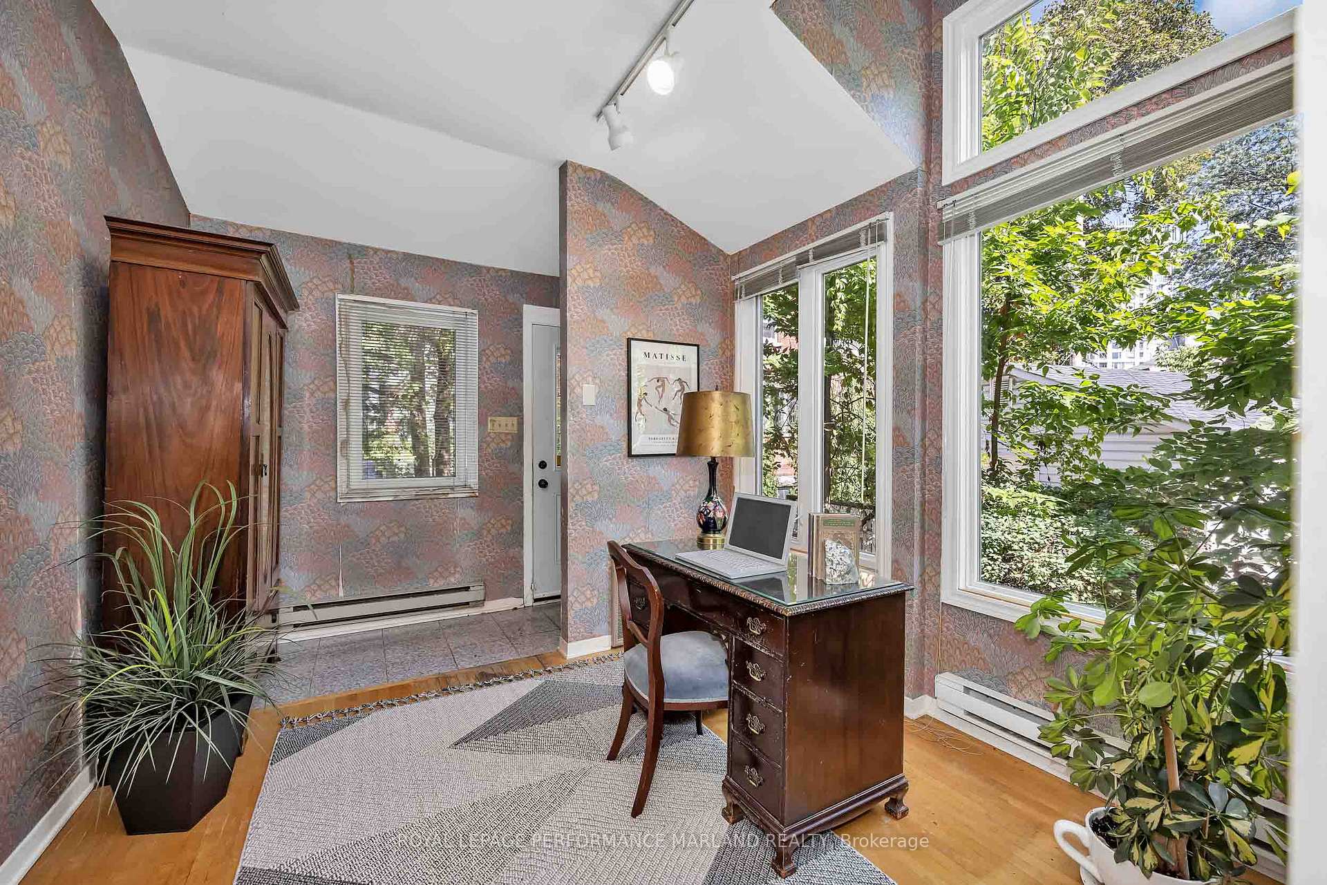 Photo 17 of 35 Wilton Crescent, Ottawa, Glebe — HOMEH