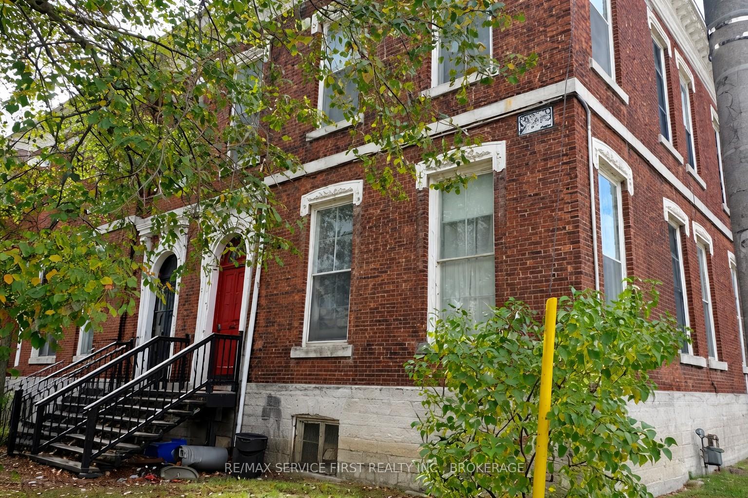 Photo 3 of 94 Sydenham Street, Kingston, Central City East — HOMEH