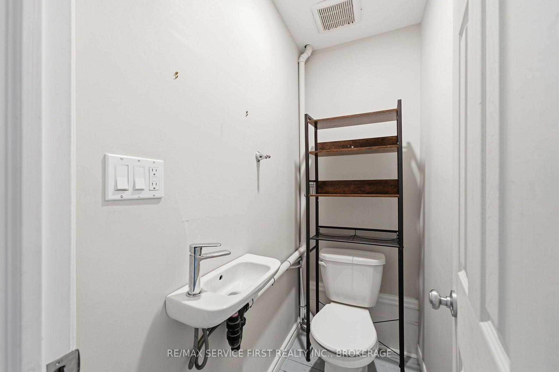 Photo 34 of 94 Sydenham Street, Kingston, Central City East — HOMEH