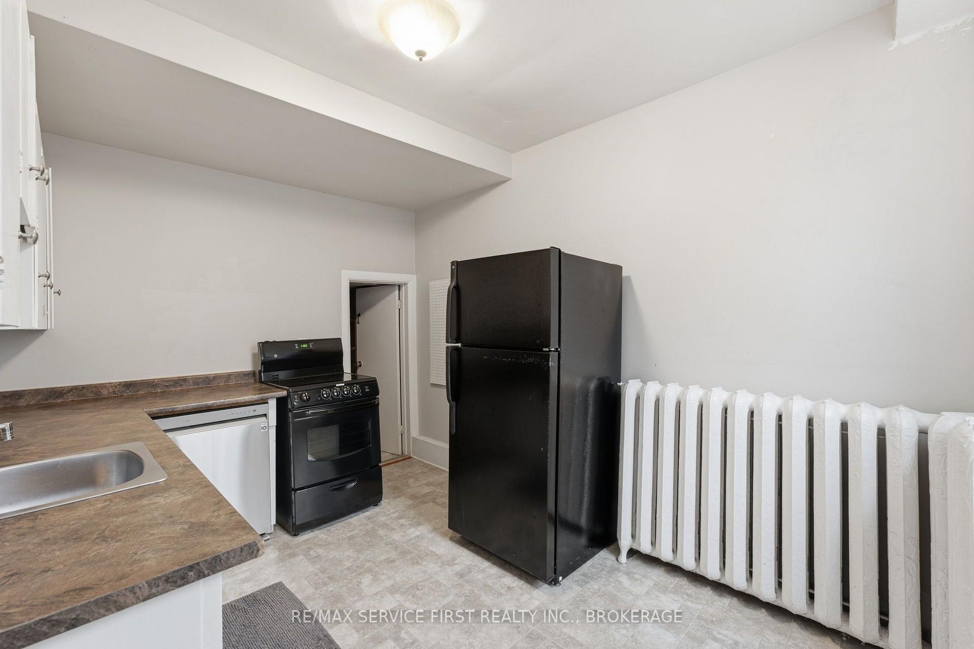 Photo 41 of 94 Sydenham Street, Kingston, Central City East — HOMEH