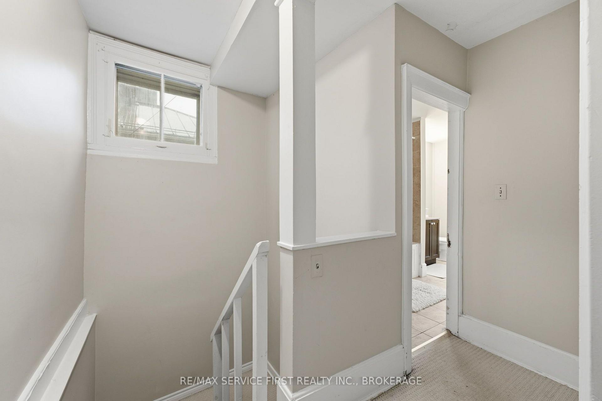 Photo 43 of 94 Sydenham Street, Kingston, Central City East — HOMEH