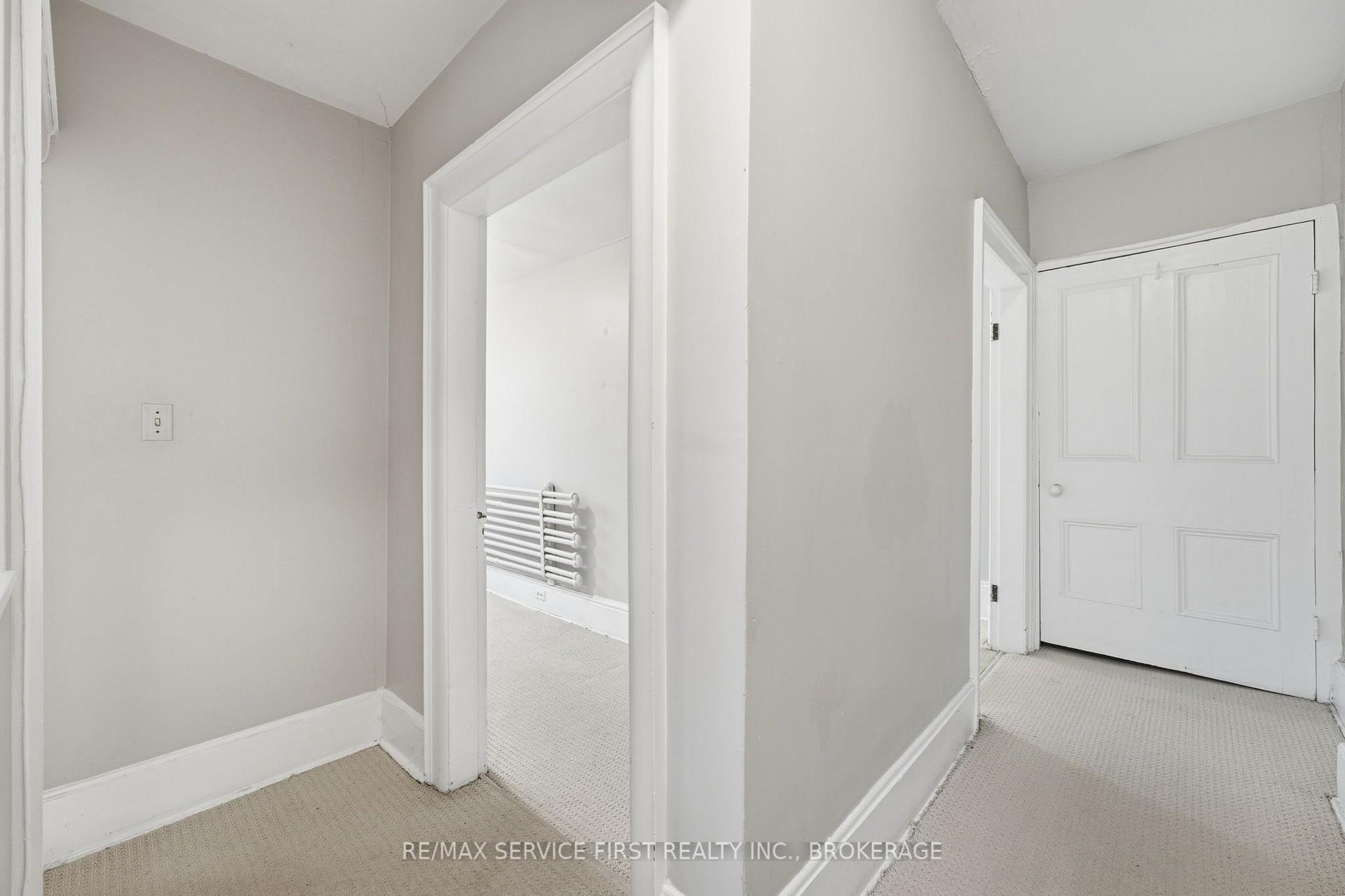 Photo 48 of 94 Sydenham Street, Kingston, Central City East — HOMEH