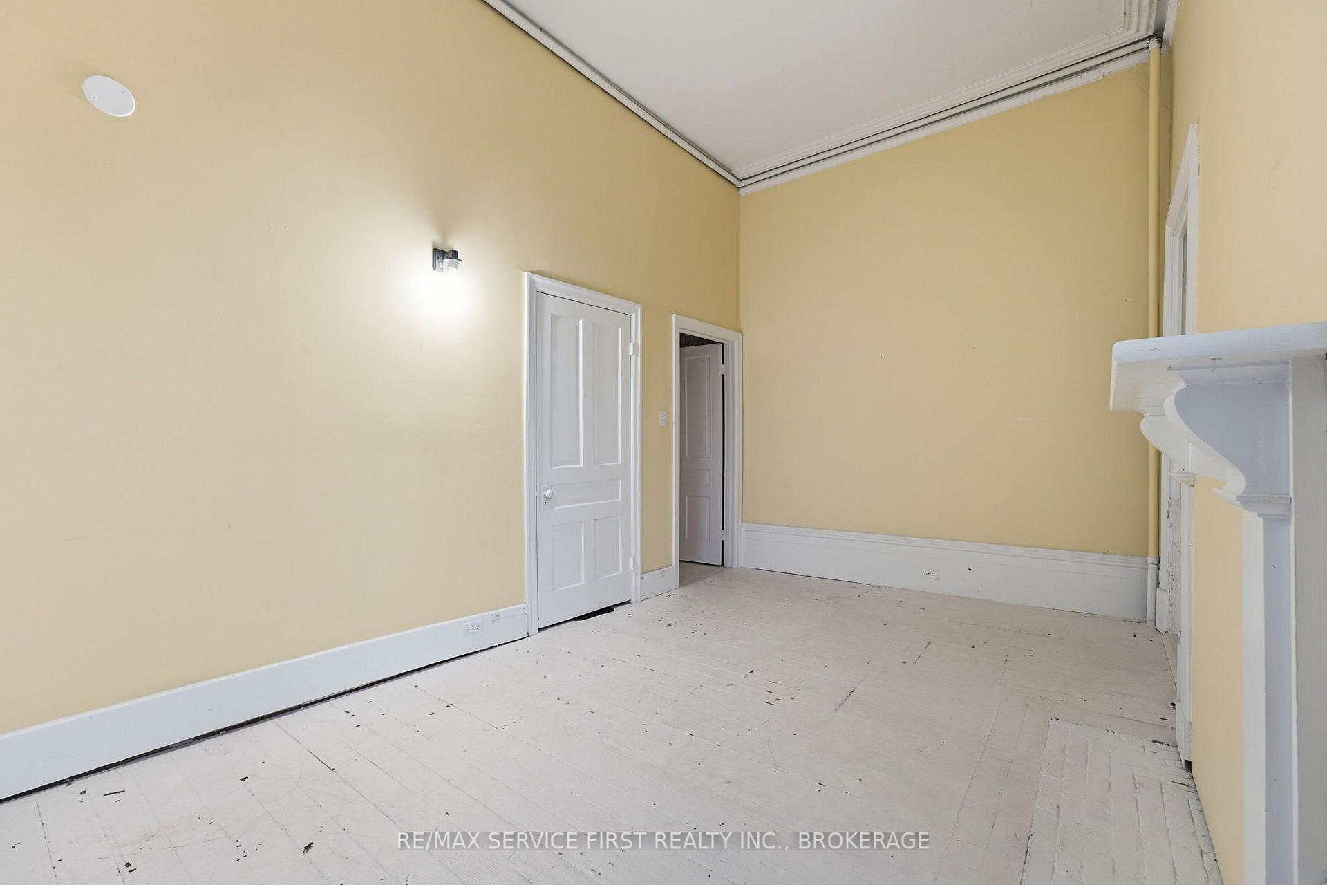 Photo 55 of 94 Sydenham Street, Kingston, Central City East — HOMEH