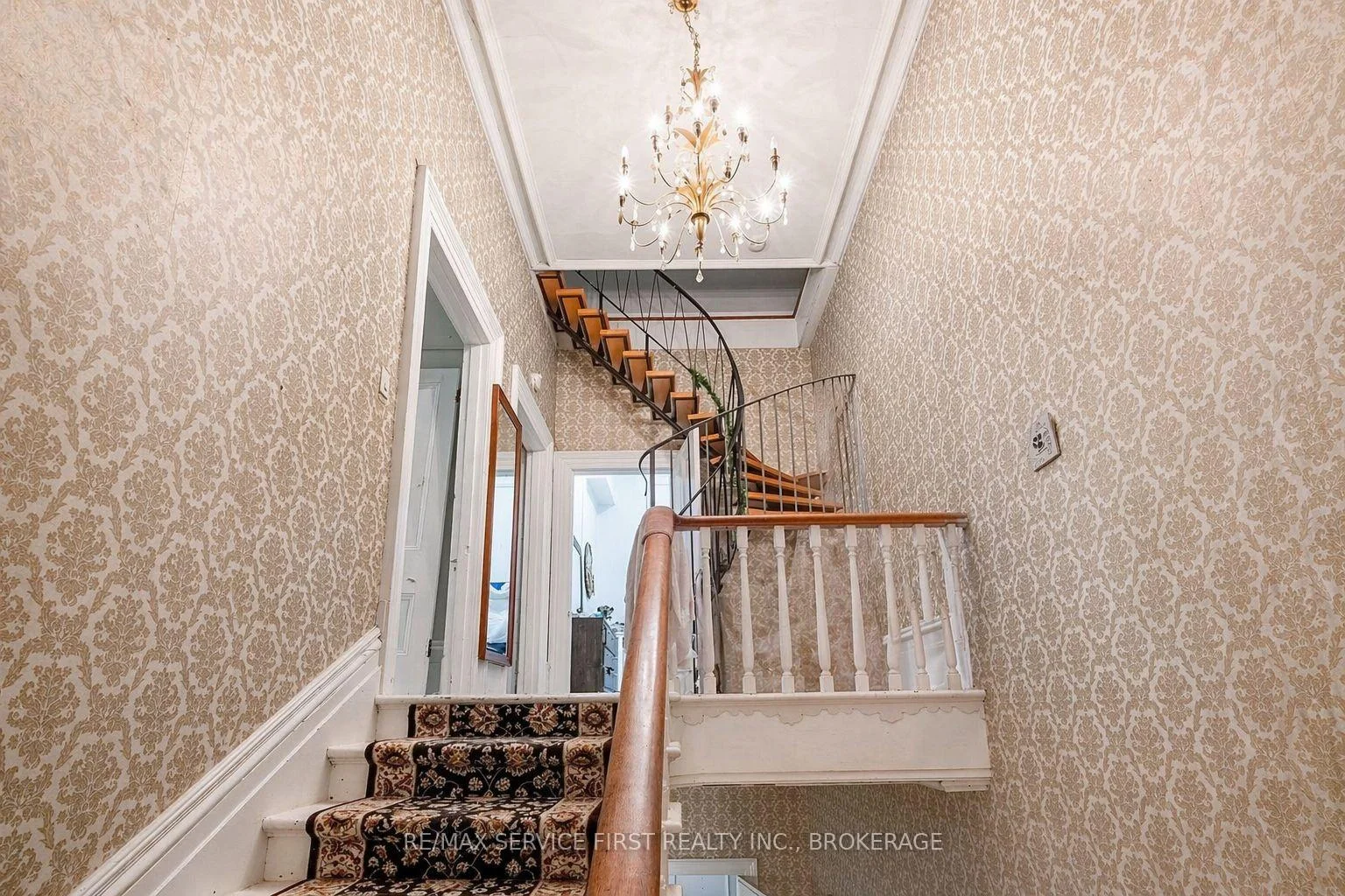 Photo 10 of 94 Sydenham Street, Kingston, Central City East — HOMEH