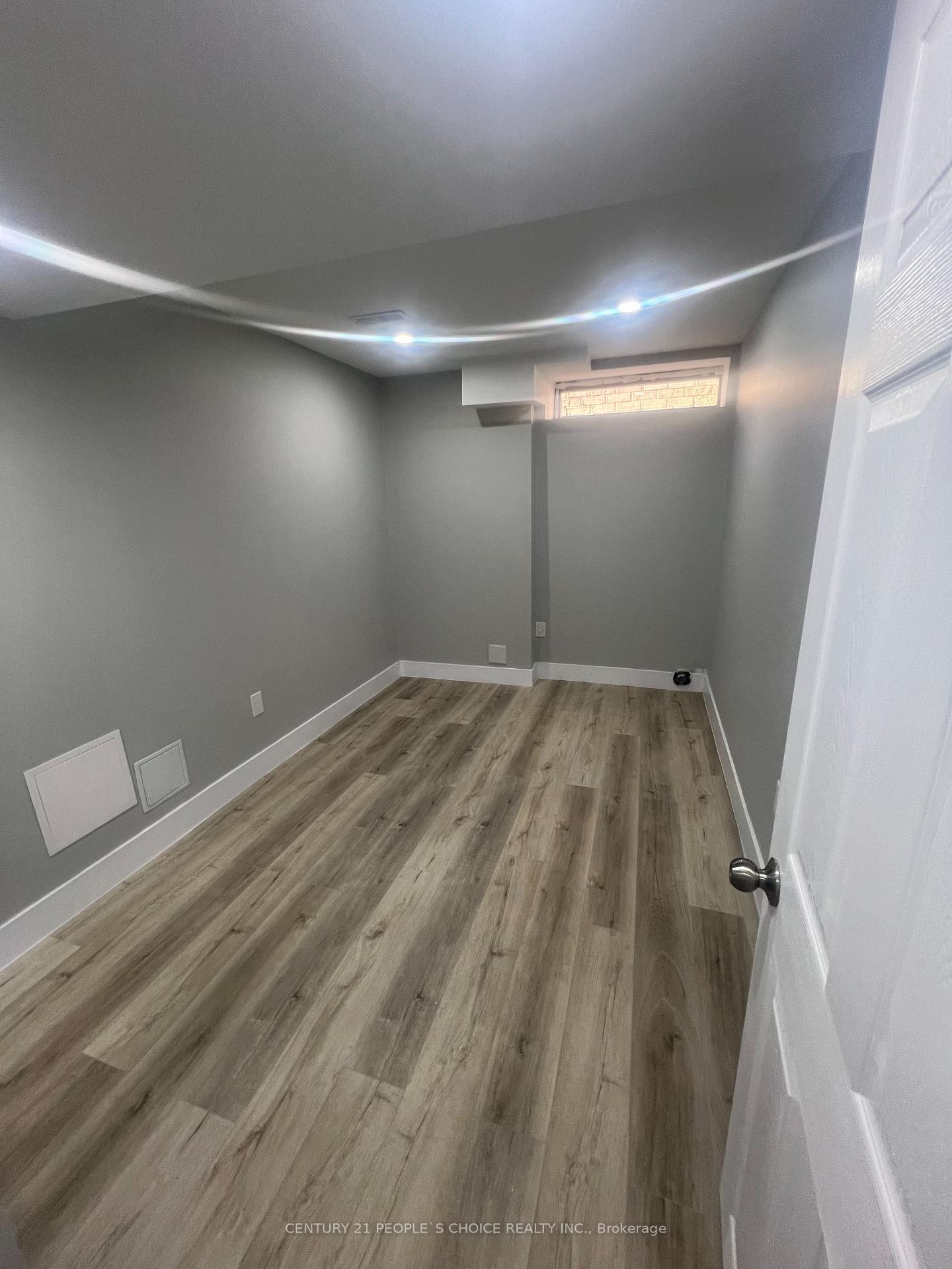 Photo 5 of Unit Lower, 27 Callandar Road, Brampton, Northwest Brampton — HOMEH