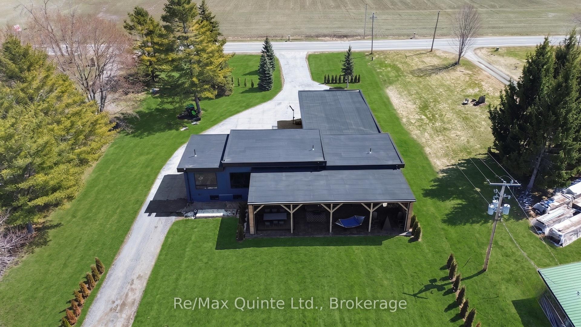 Photo 6 of 2528 County Road 3, Prince Edward County, Ameliasburg Ward — HOMEH