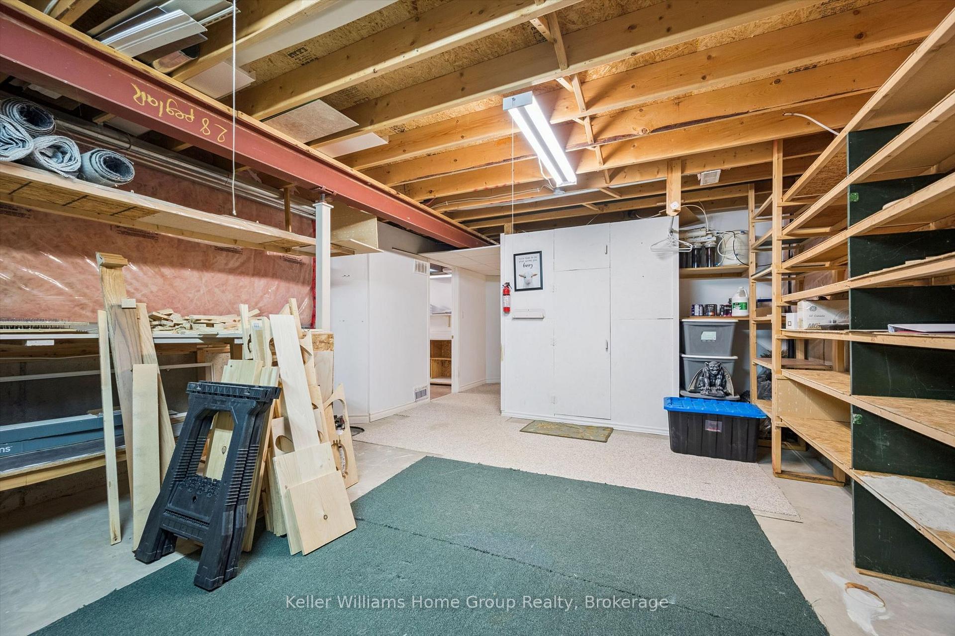 Photo 32 of 28 Peglar Crescent, Centre Wellington, Fergus — HOMEH