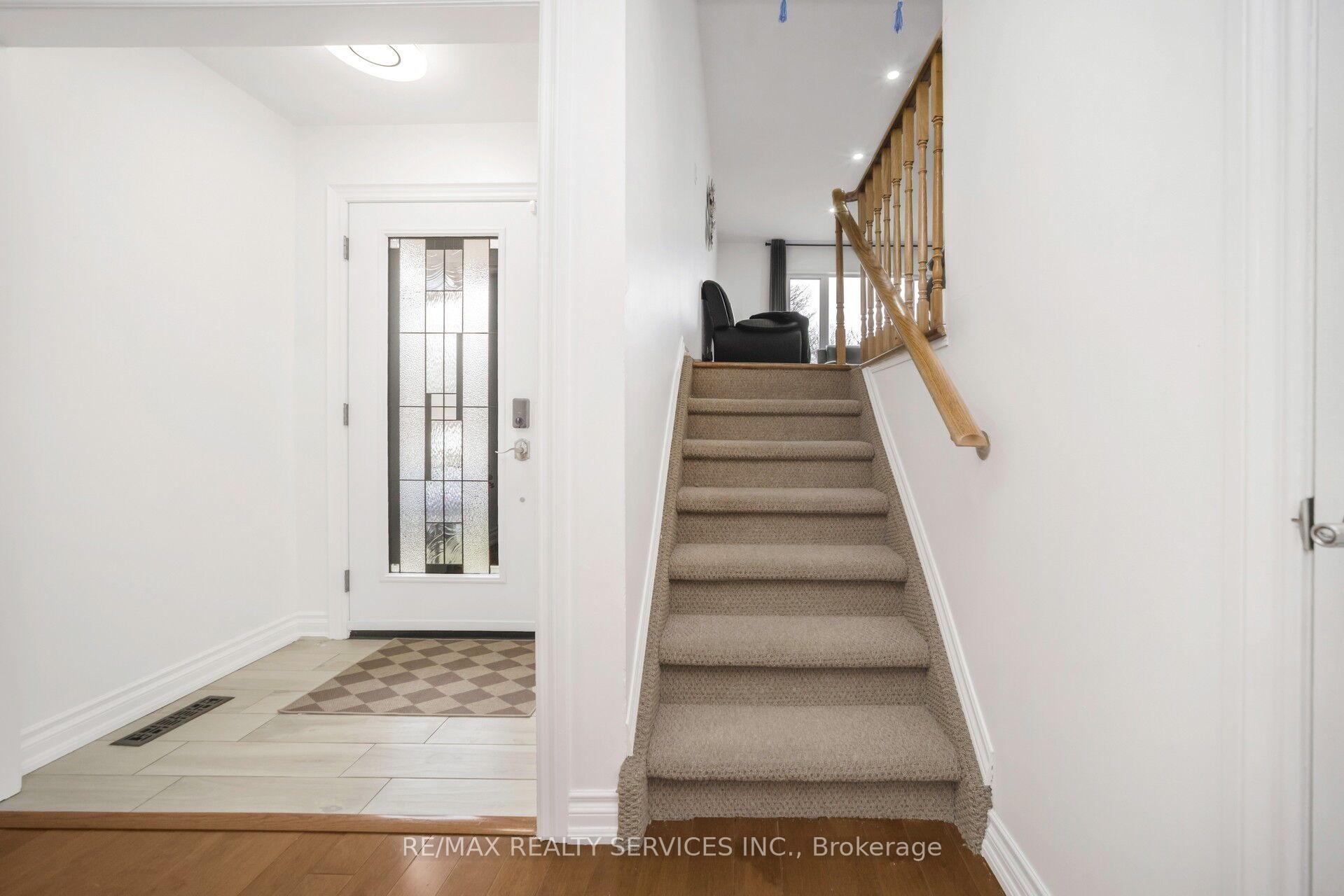 Photo 19 of 19 Wayne Nicol Drive, Brampton, Northwood Park — HOMEH
