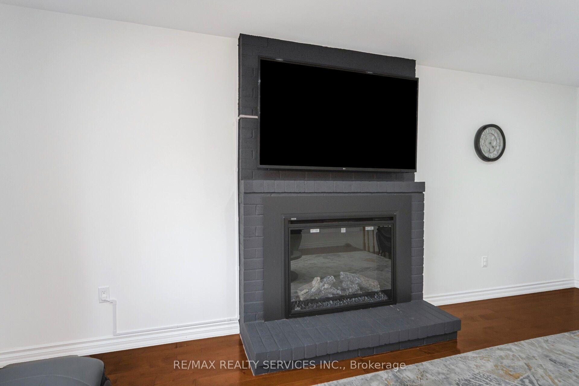 Photo 24 of 19 Wayne Nicol Drive, Brampton, Northwood Park — HOMEH