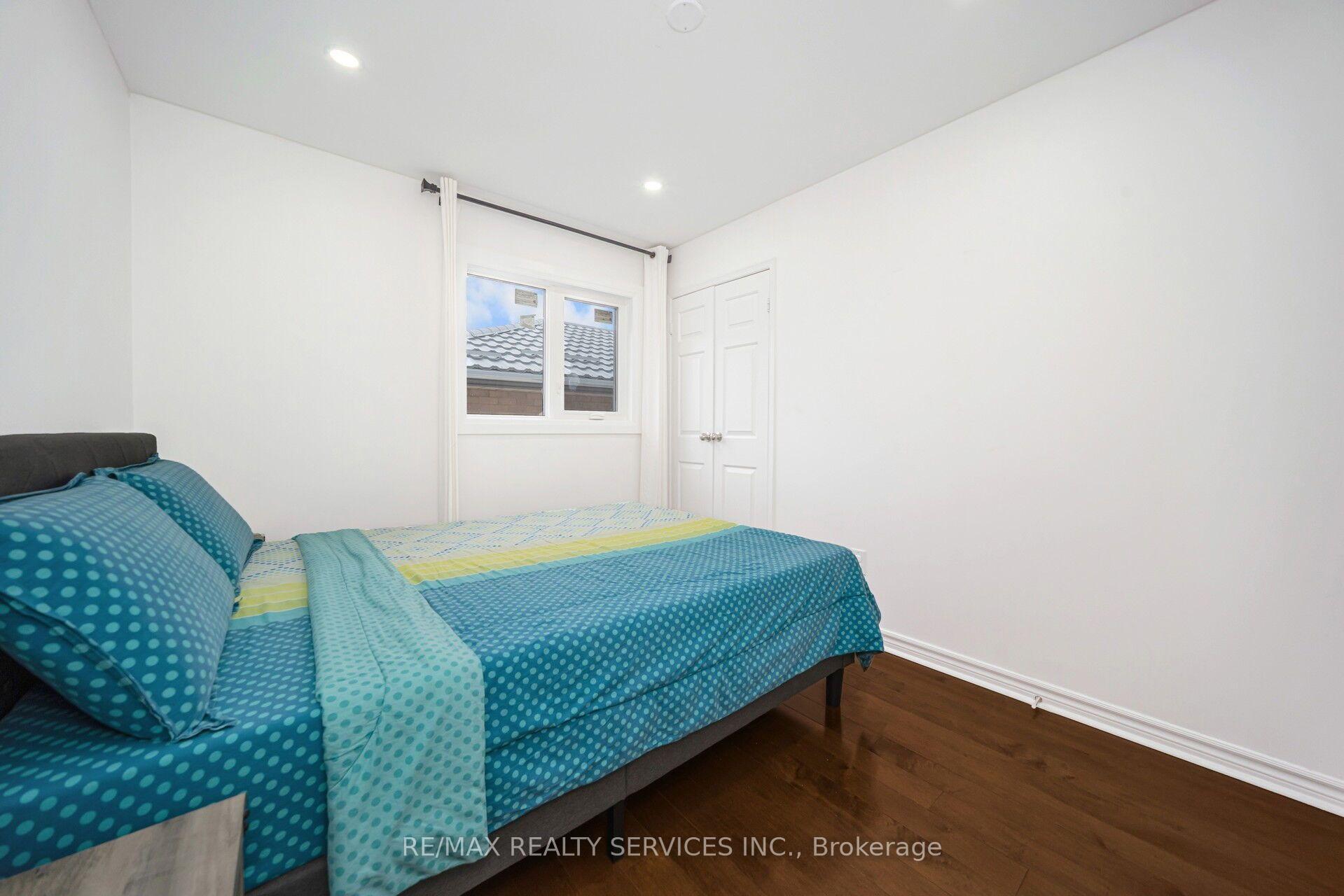Photo 30 of 19 Wayne Nicol Drive, Brampton, Northwood Park — HOMEH