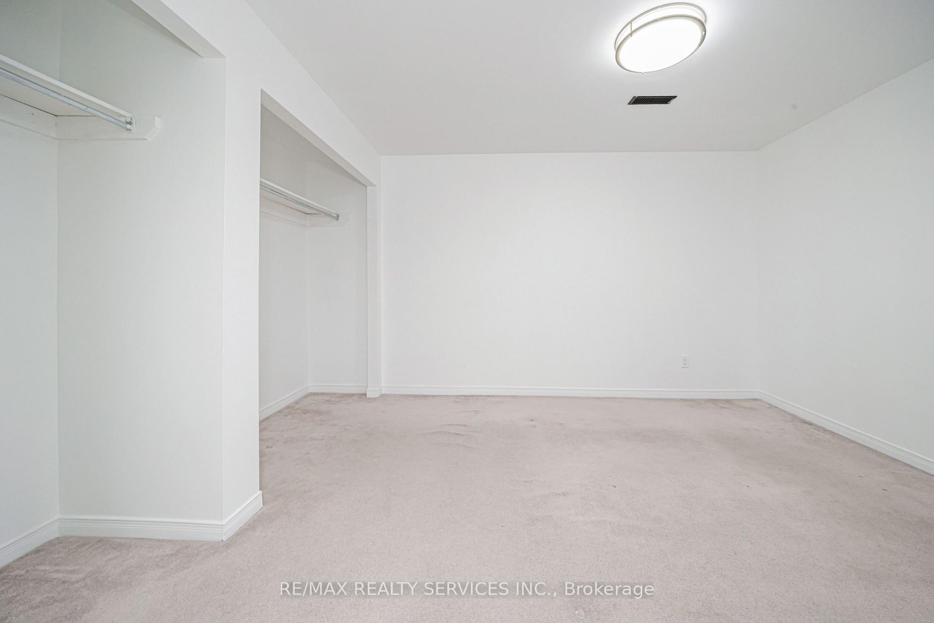 Photo 44 of 19 Wayne Nicol Drive, Brampton, Northwood Park — HOMEH
