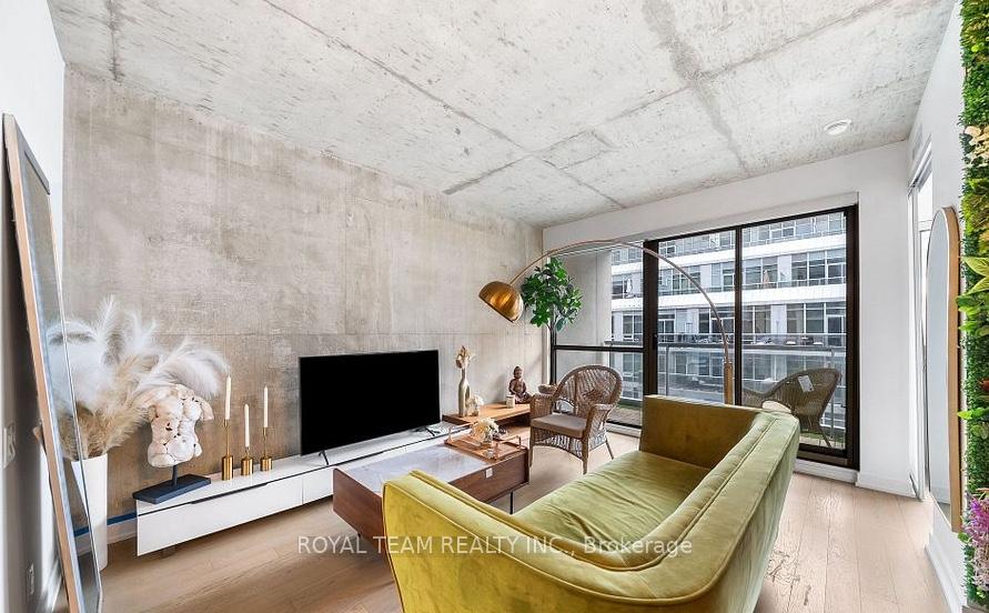 Photo 8 of Unit 815, 39 Brant Street, Toronto, Waterfront Communities — HOMEH