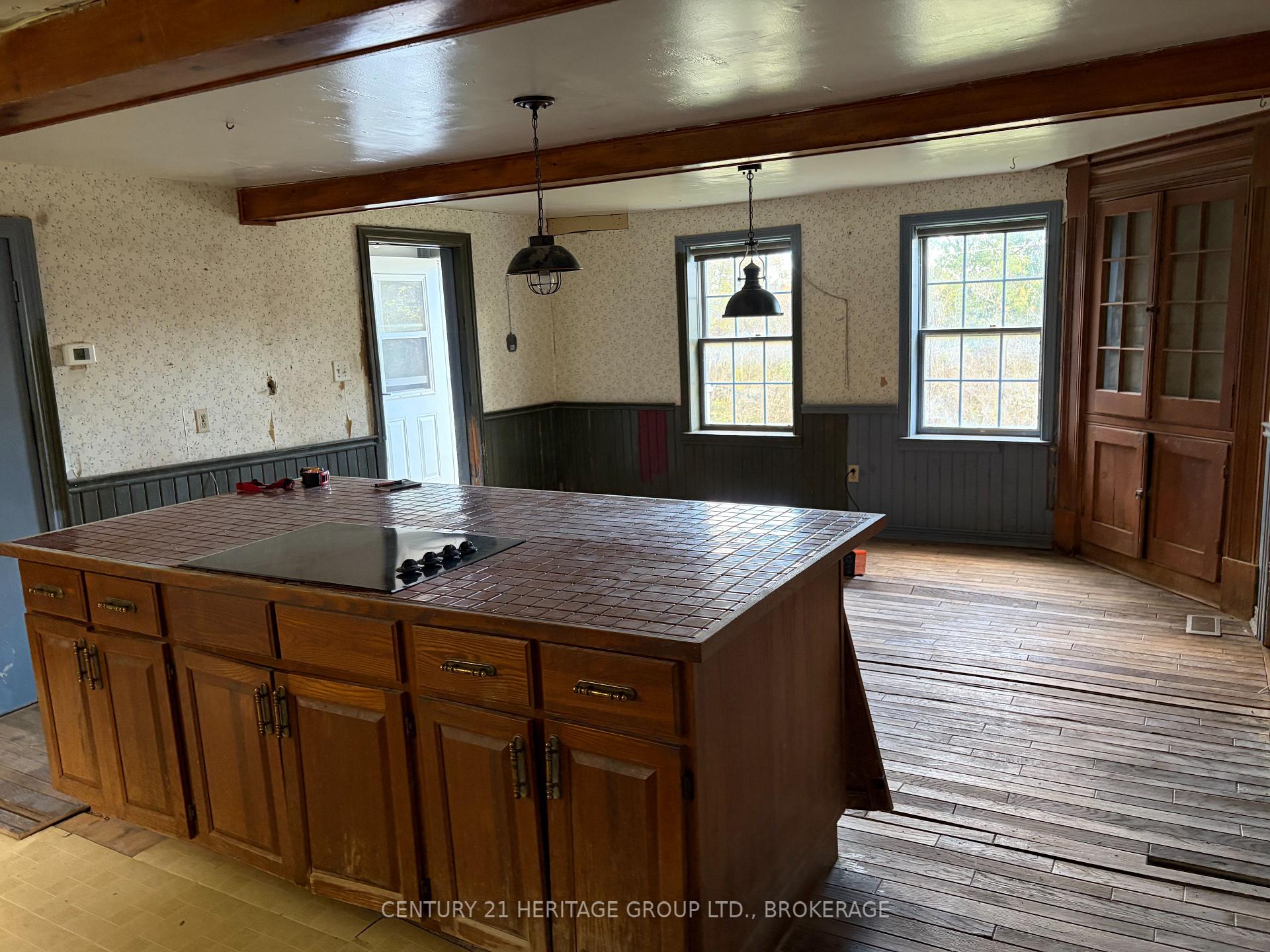 Photo 6 of 4621 Ellerbeck Road, Frontenac, Frontenac South — HOMEH