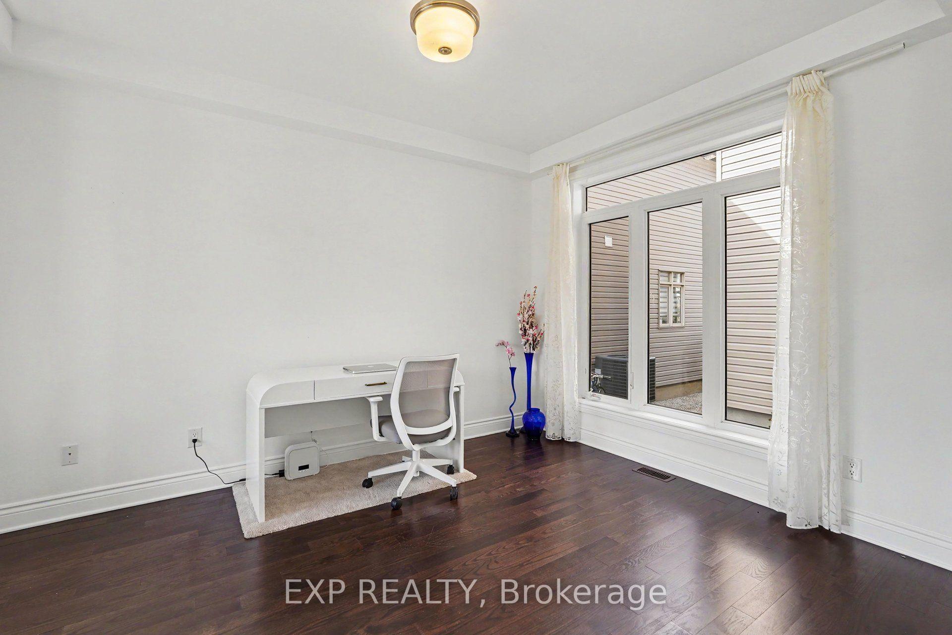 Photo 5 of 529 Peerless Street, Ottawa, Barrhaven - Cedargrove/Fraserdale — HOMEH
