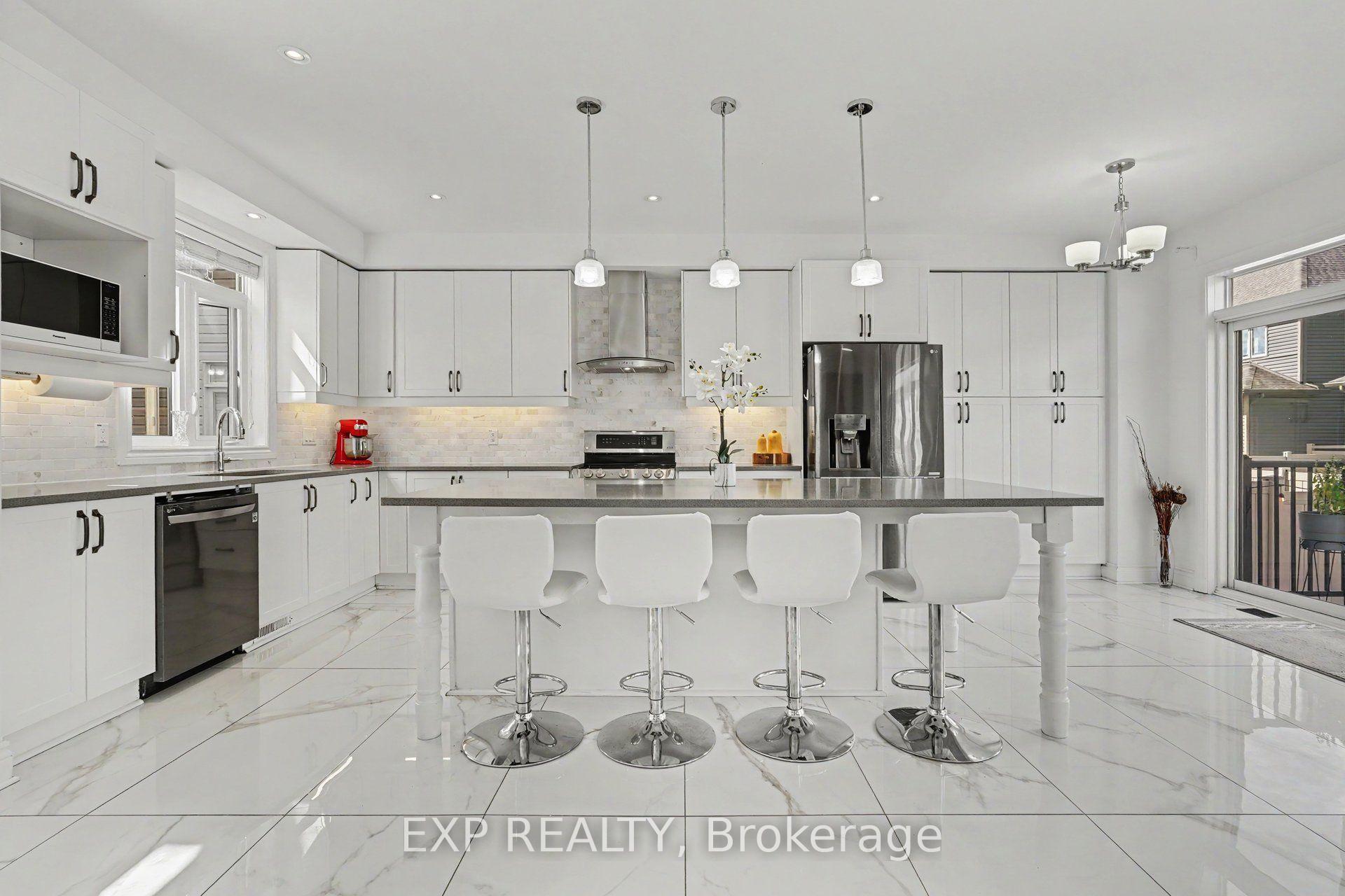 Photo 8 of 529 Peerless Street, Ottawa, Barrhaven - Cedargrove/Fraserdale — HOMEH
