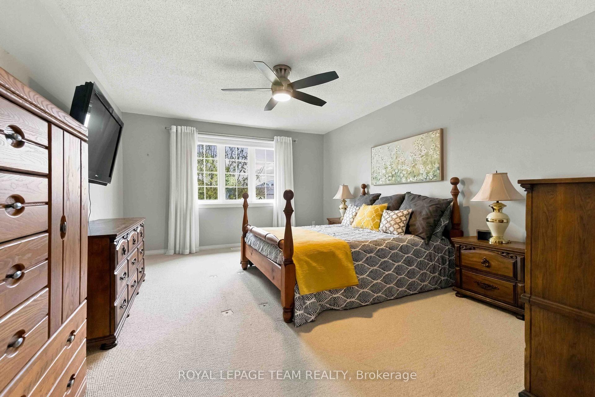 Photo 22 of 622 Pepperville Crescent, Ottawa, Kanata - Emerald Meadows/Trailwest — HOMEH
