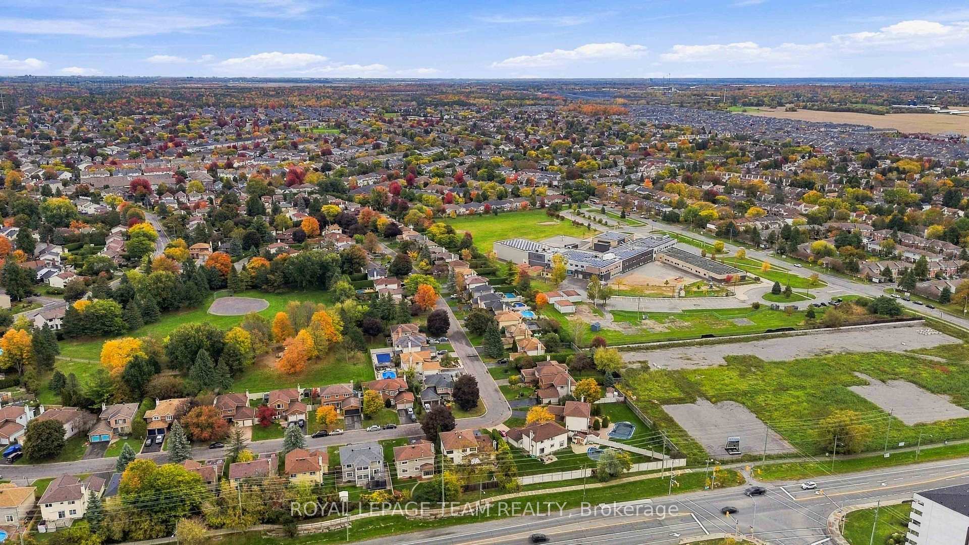 Photo 48 of 622 Pepperville Crescent, Ottawa, Kanata - Emerald Meadows/Trailwest — HOMEH