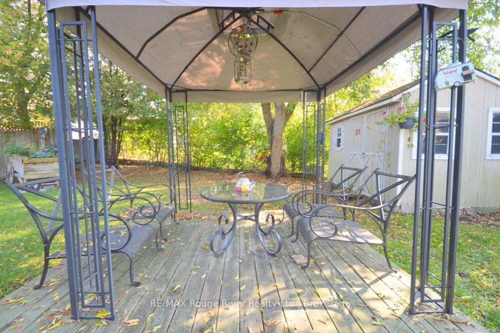 Photo 15 of 1084 Norman Crescent, Oshawa, Donevan — HOMEH