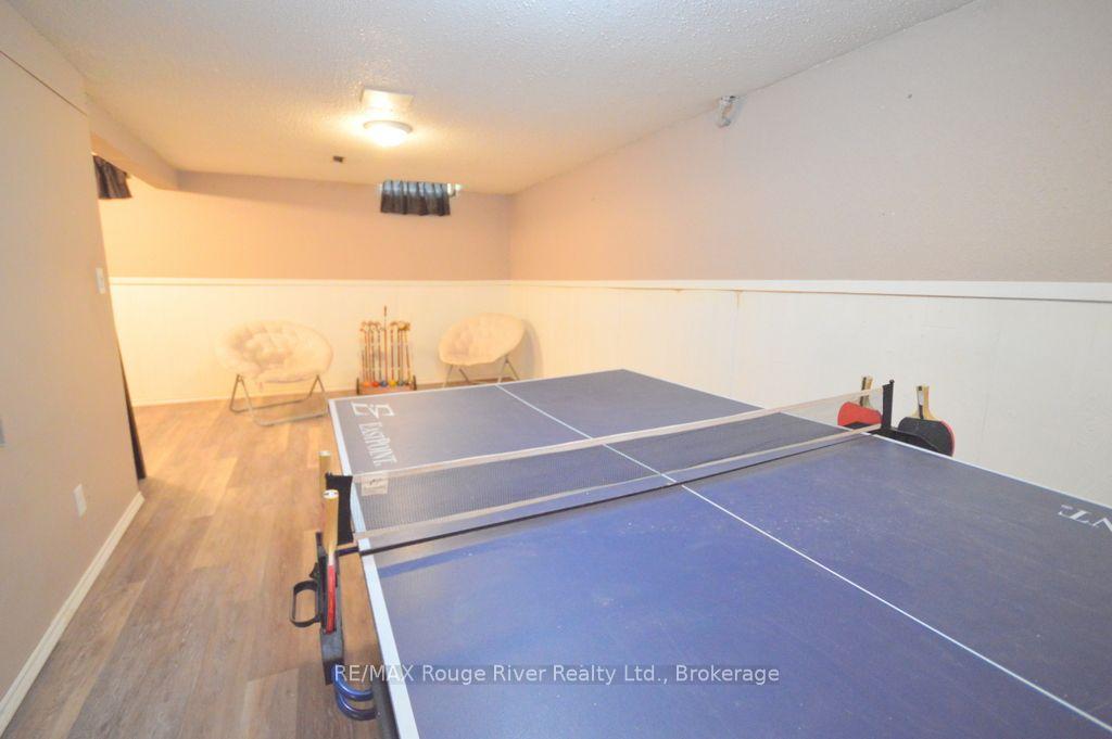 Photo 18 of 1084 Norman Crescent, Oshawa, Donevan — HOMEH