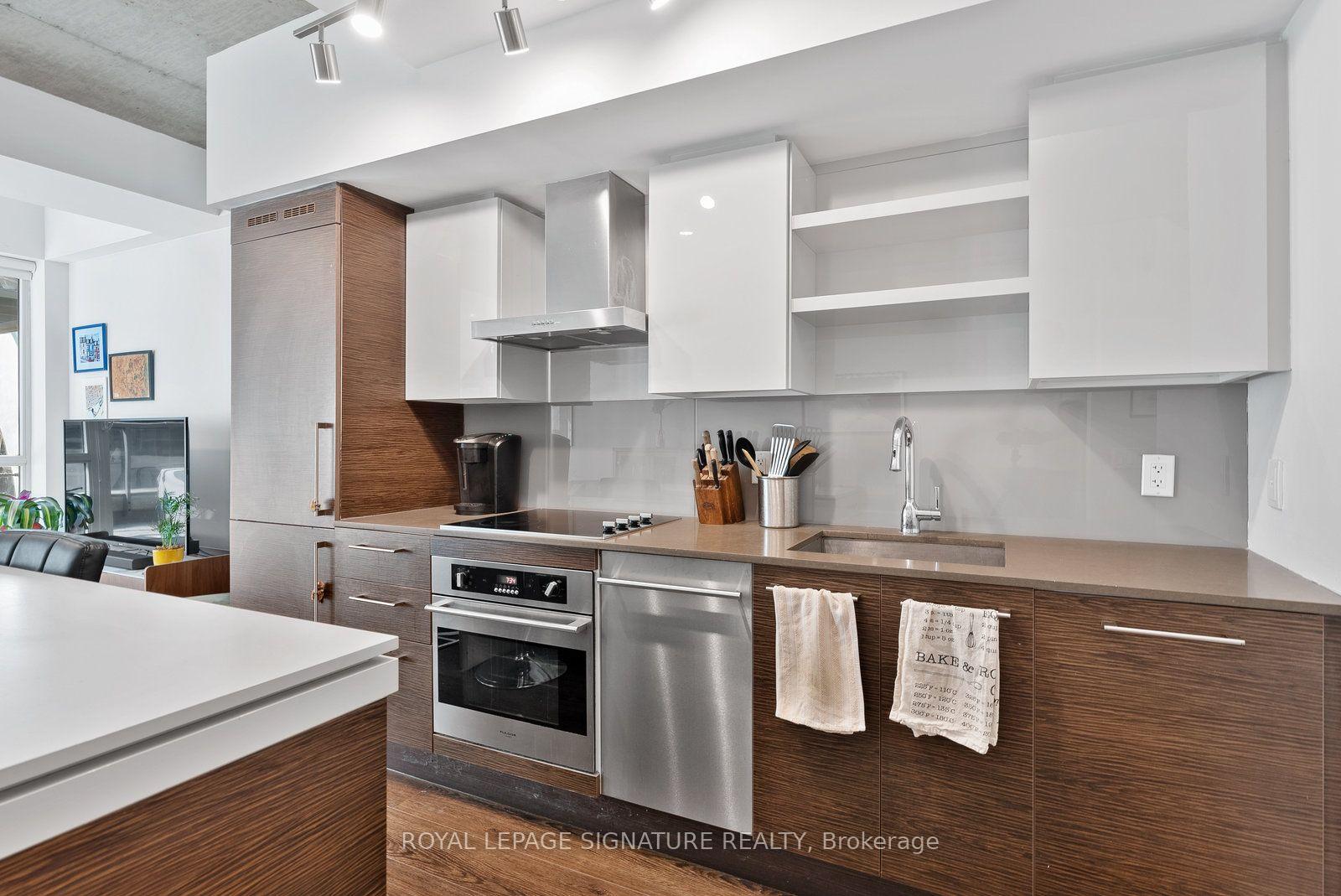 Photo 4 of Unit 333, 1030 King Street W, Toronto, Niagara — HOMEH