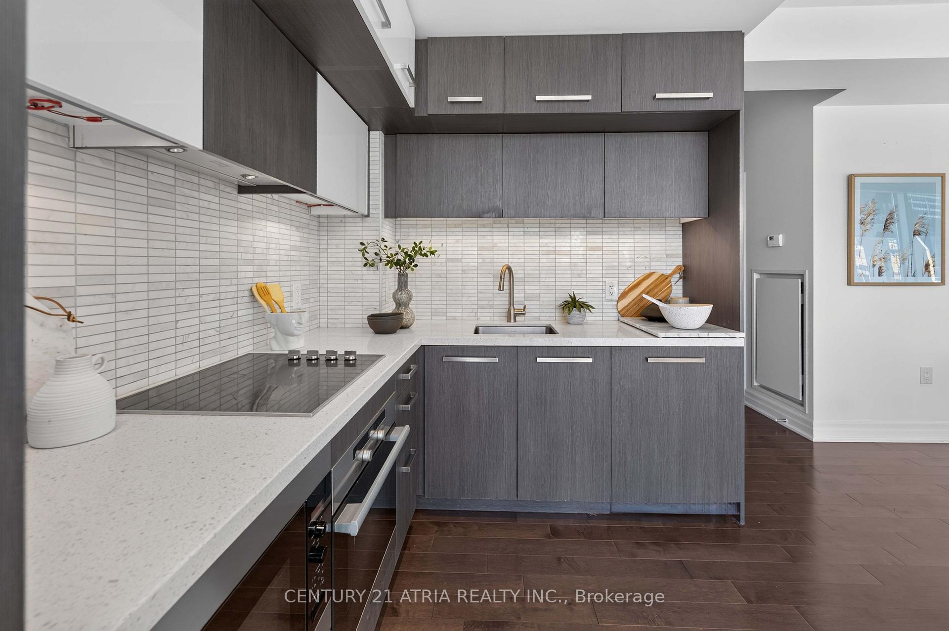 Photo 13 of Unit 1605, 8 The Esplanade, Toronto, Waterfront Communities — HOMEH