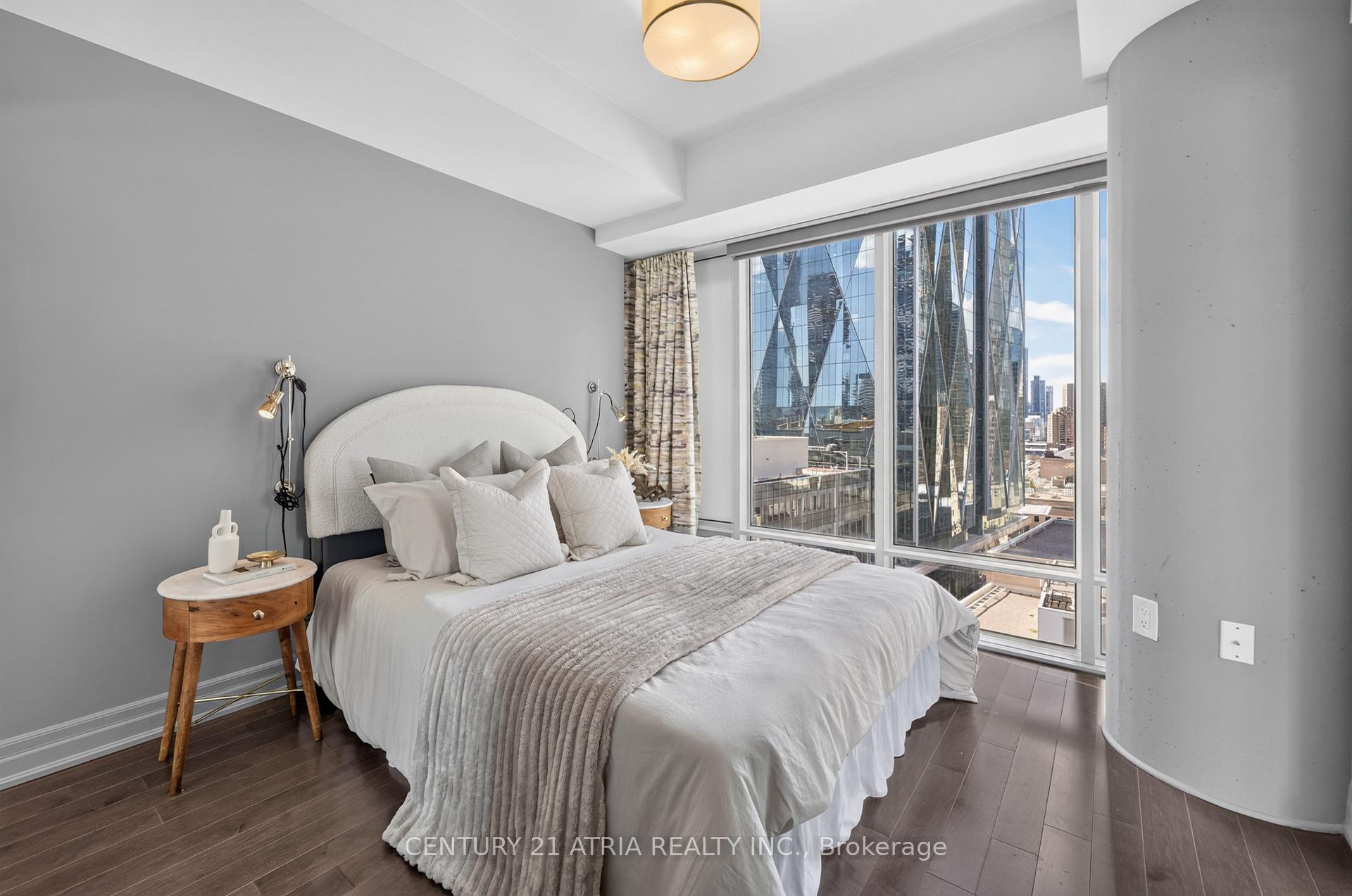 Photo 17 of Unit 1605, 8 The Esplanade, Toronto, Waterfront Communities — HOMEH