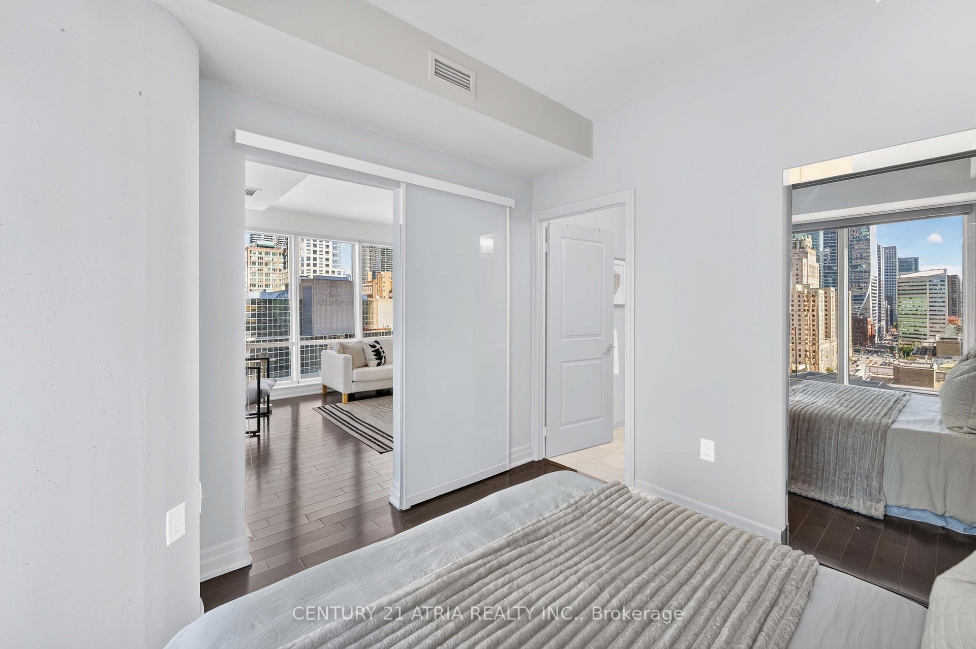 Photo 18 of Unit 1605, 8 The Esplanade, Toronto, Waterfront Communities — HOMEH